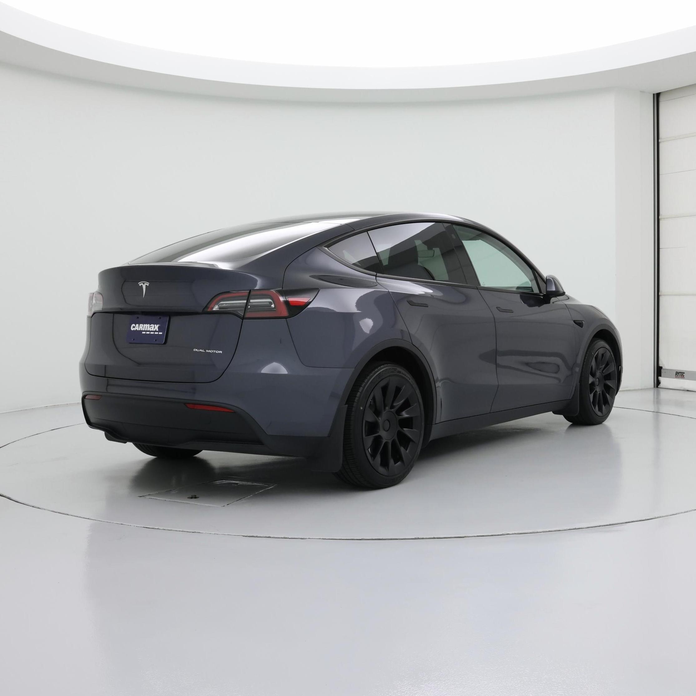 Thumbnail: 2023 Tesla Model Y - 8