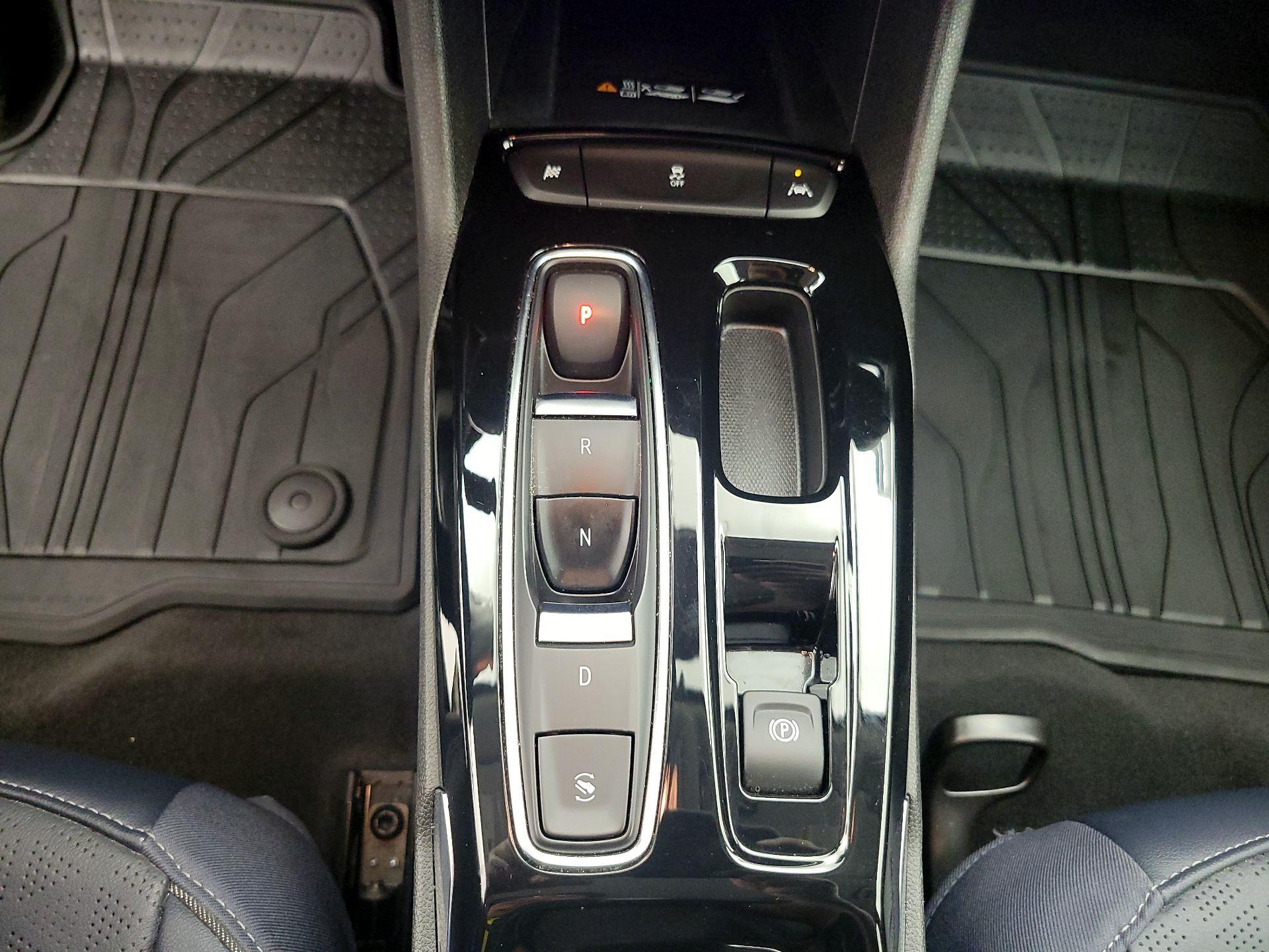 Thumbnail: 2023 Chevrolet Bolt EUV - 17