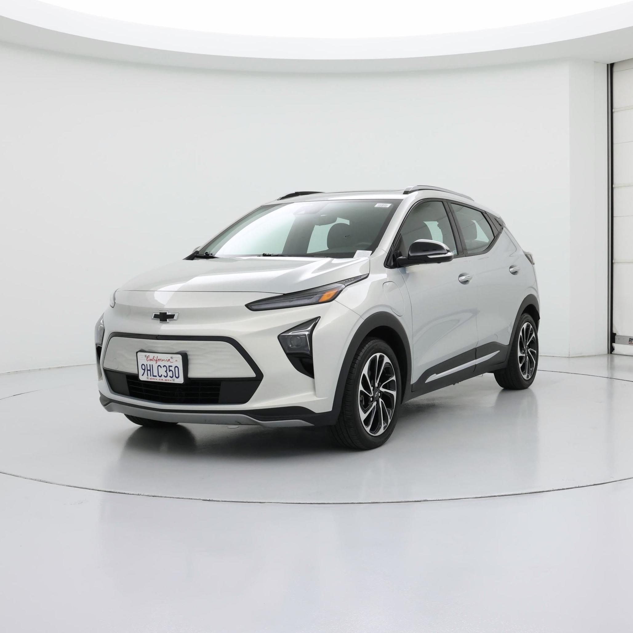 Thumbnail: 2023 Chevrolet Bolt EUV - 4