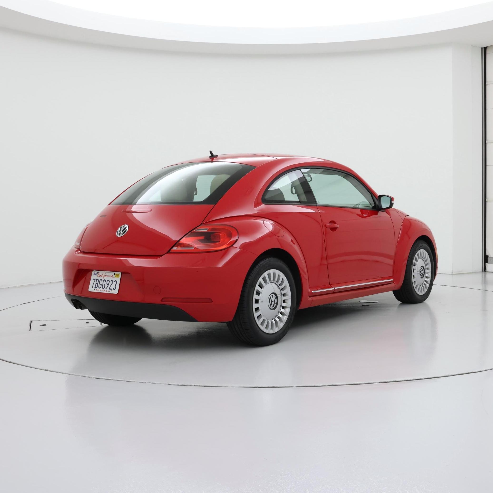 Thumbnail: 2013 Volkswagen Beetle - 8