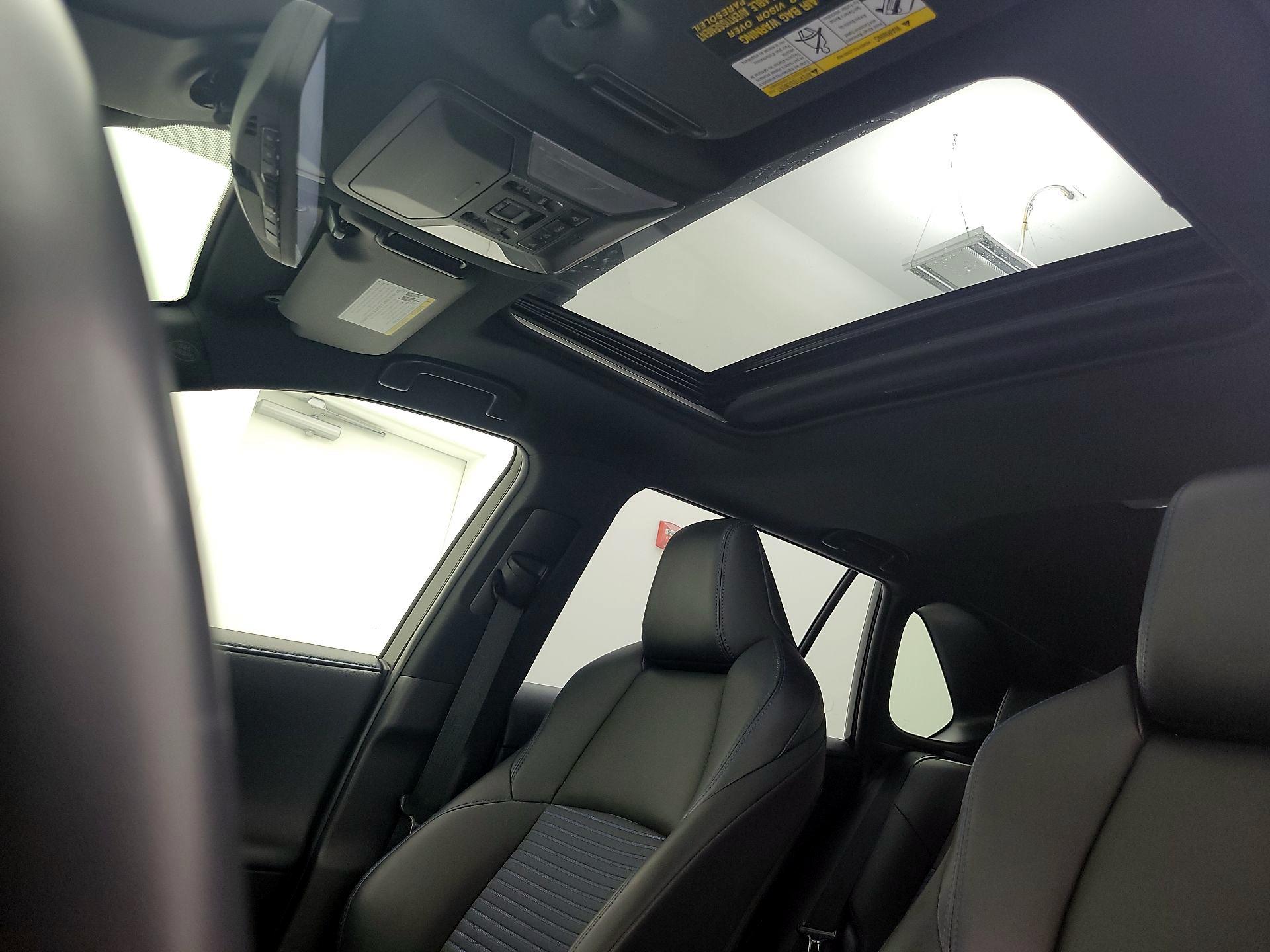 Thumbnail: 2020 Toyota RAV4 - 20