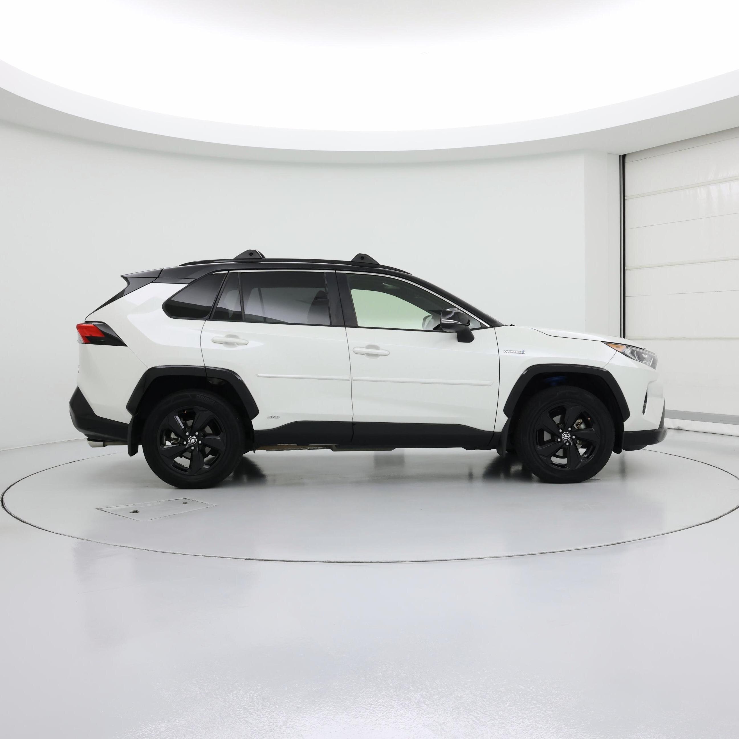Thumbnail: 2020 Toyota RAV4 - 7