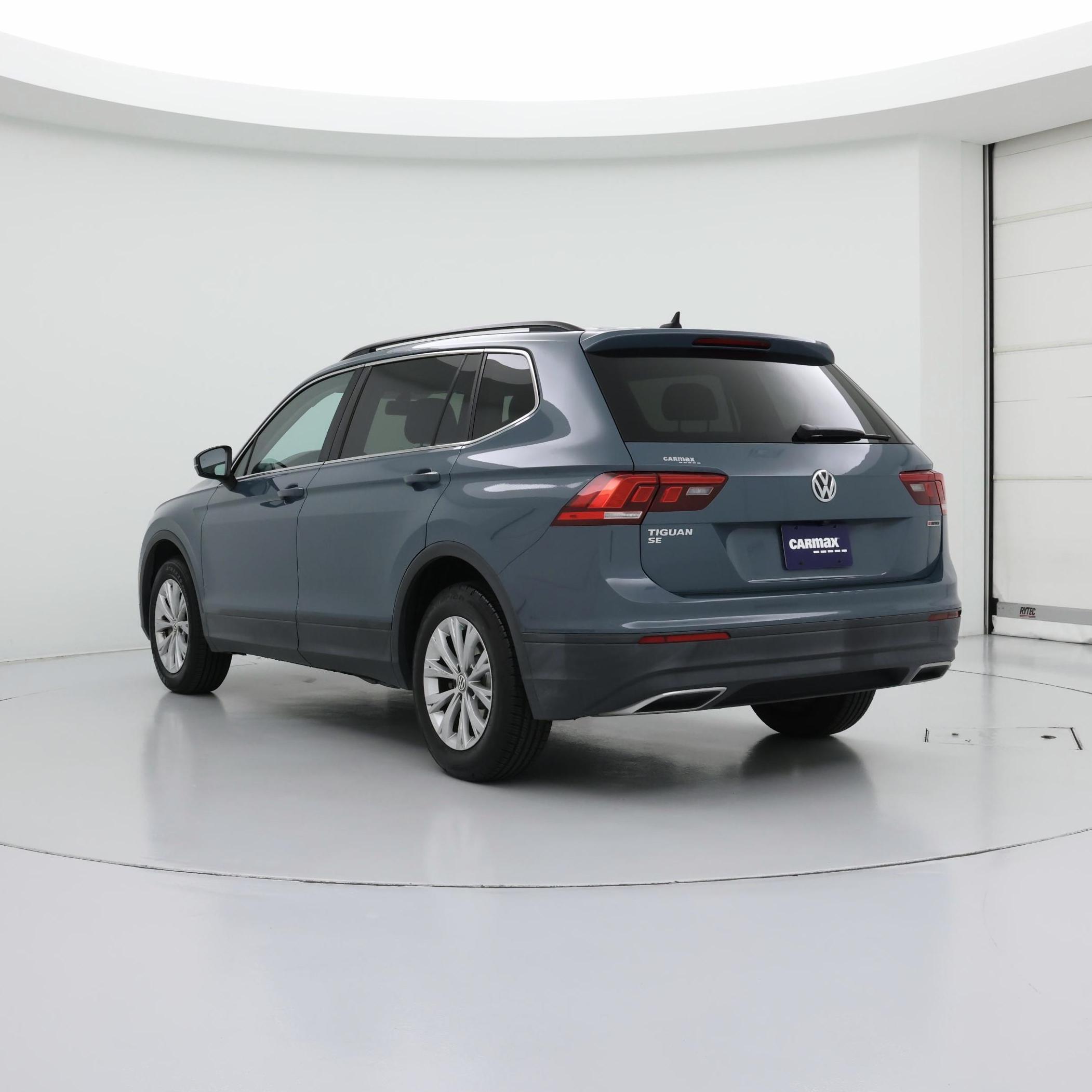 Thumbnail: 2019 Volkswagen Tiguan - 2