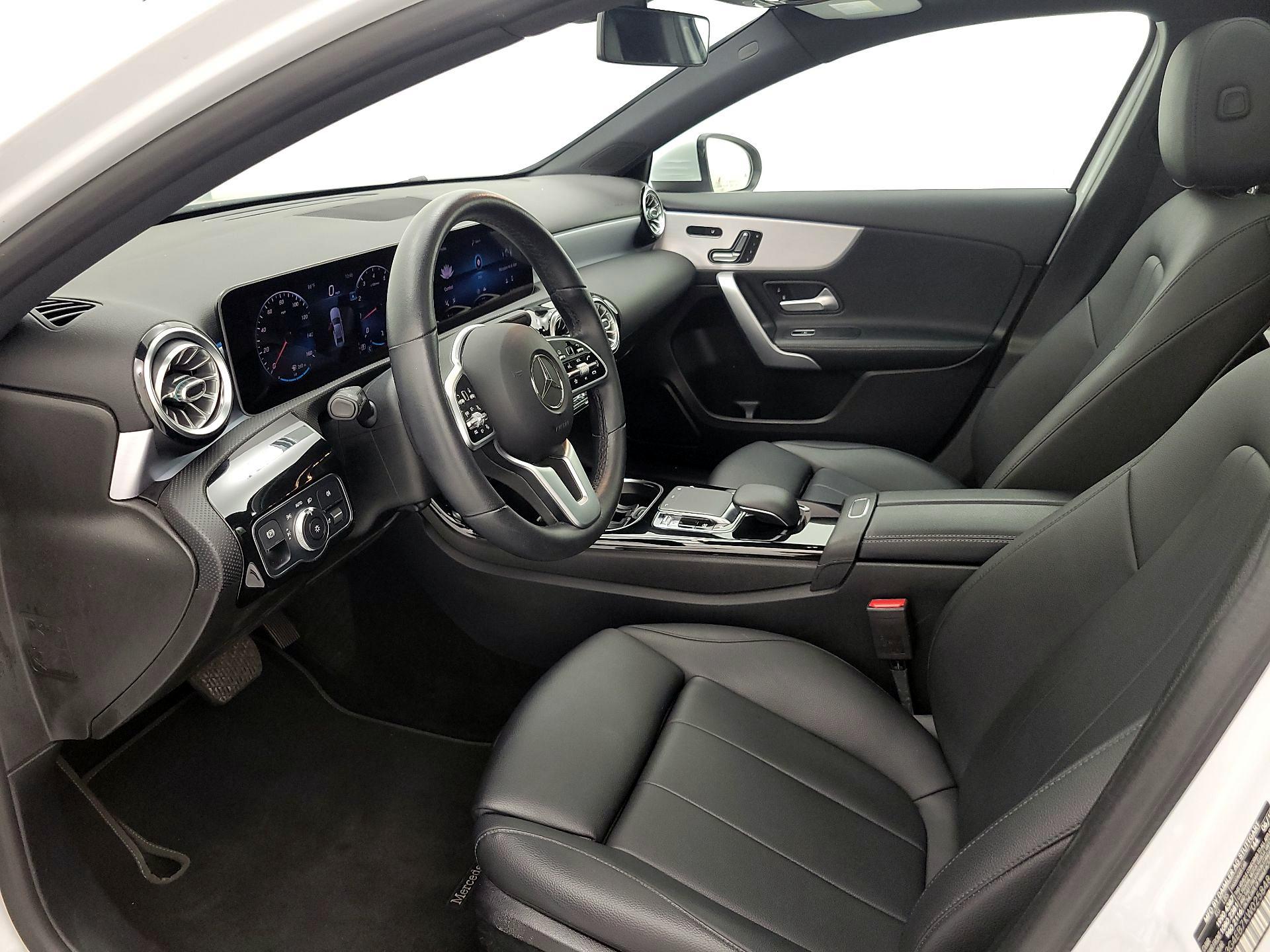 Thumbnail: 2019 Mercedes-Benz A-Class - 11