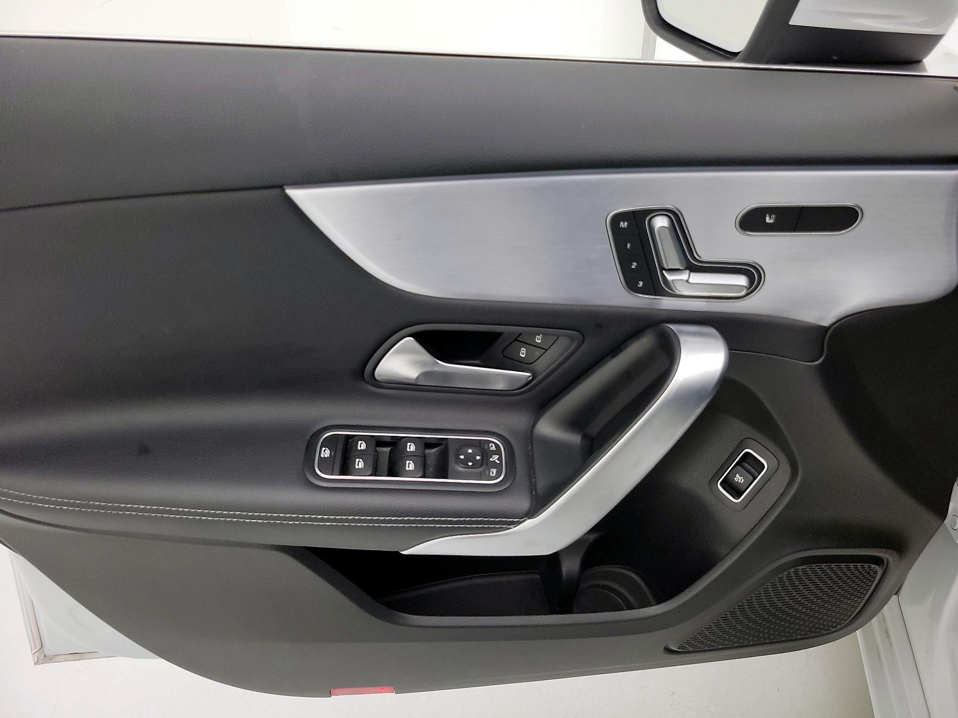Thumbnail: 2019 Mercedes-Benz A-Class - 12