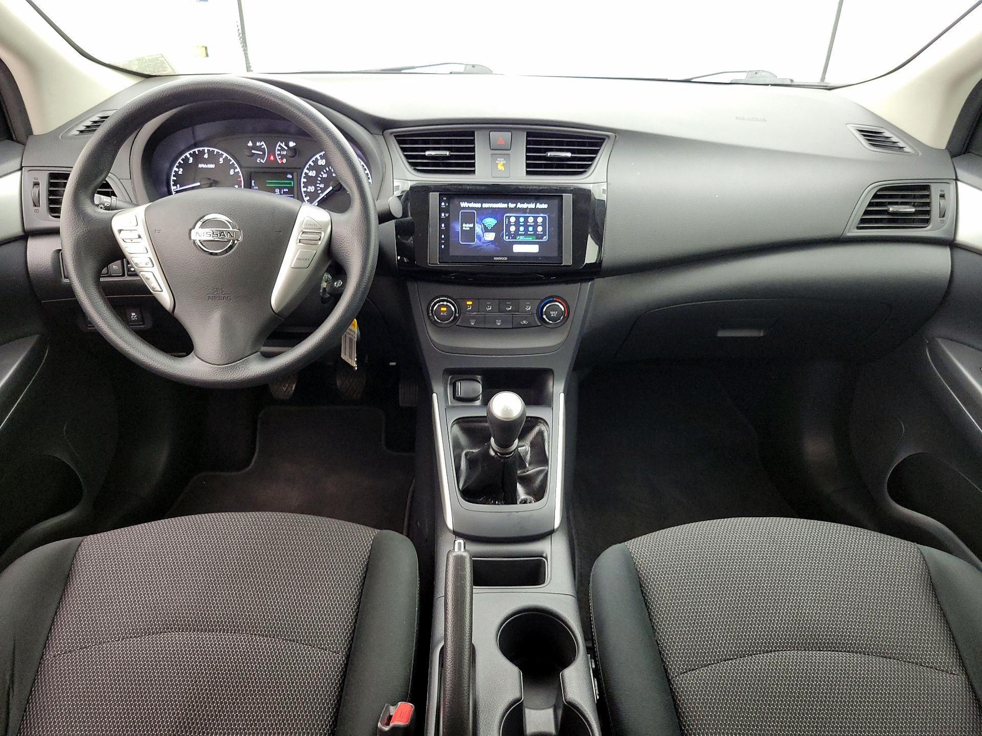 Thumbnail: 2019 Nissan Sentra - 9