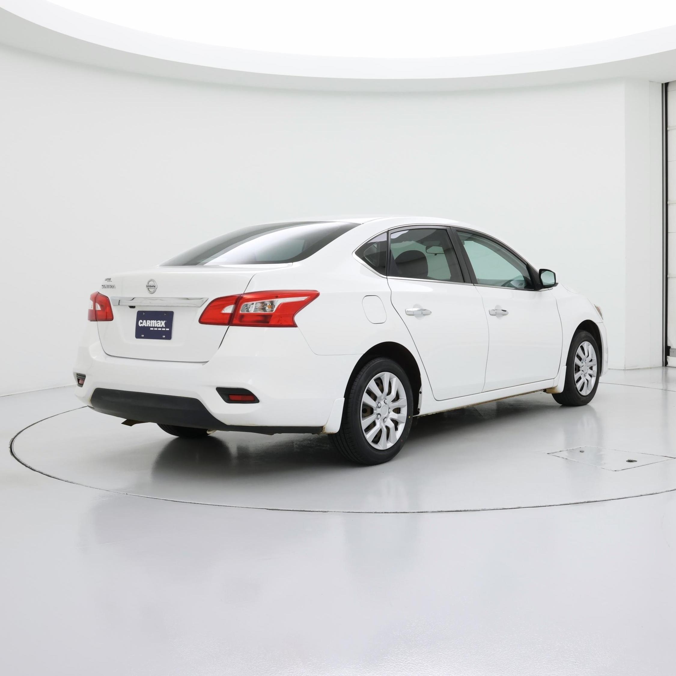 Thumbnail: 2019 Nissan Sentra - 8