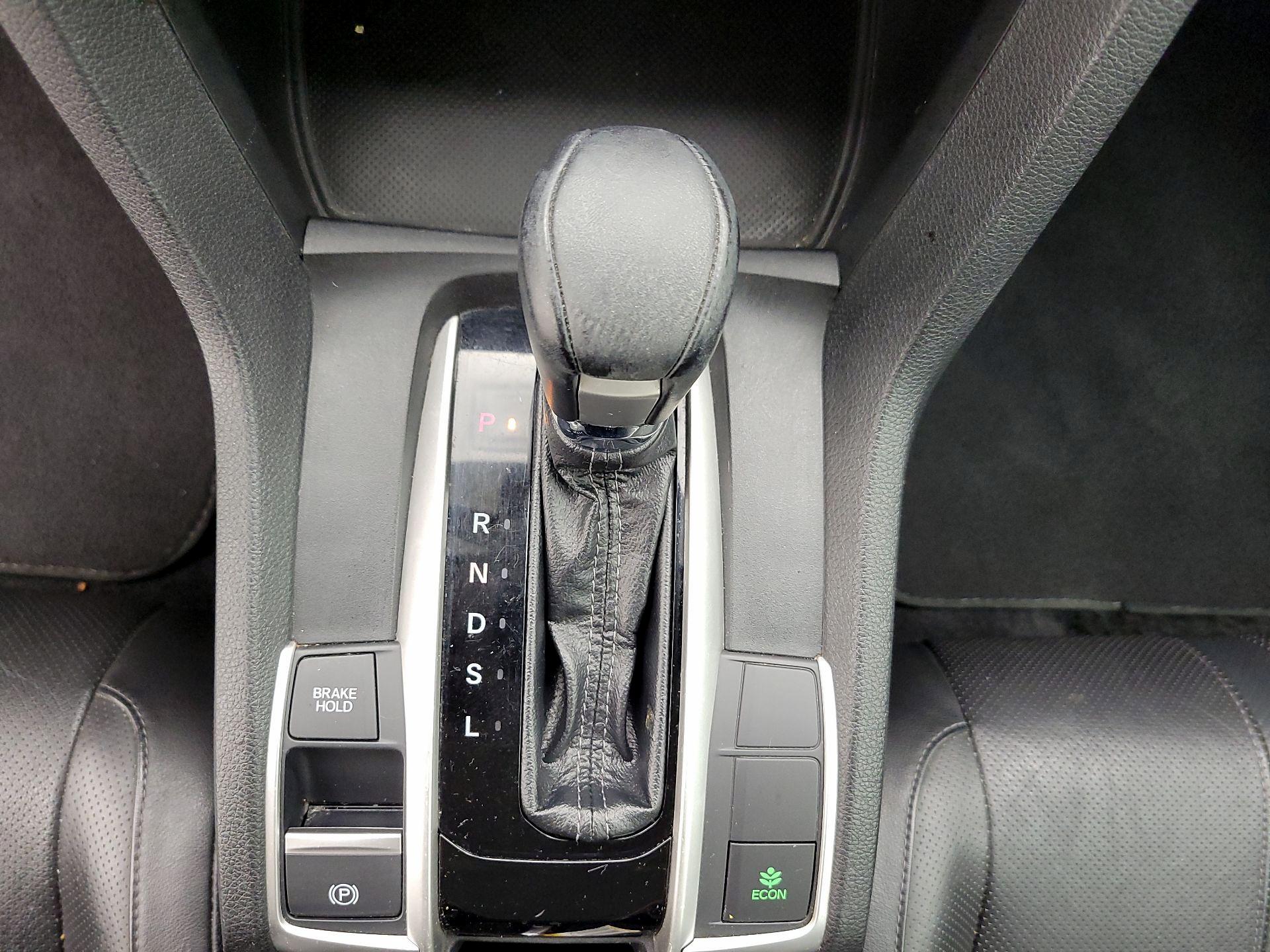 Thumbnail: 2016 Honda Civic - 18