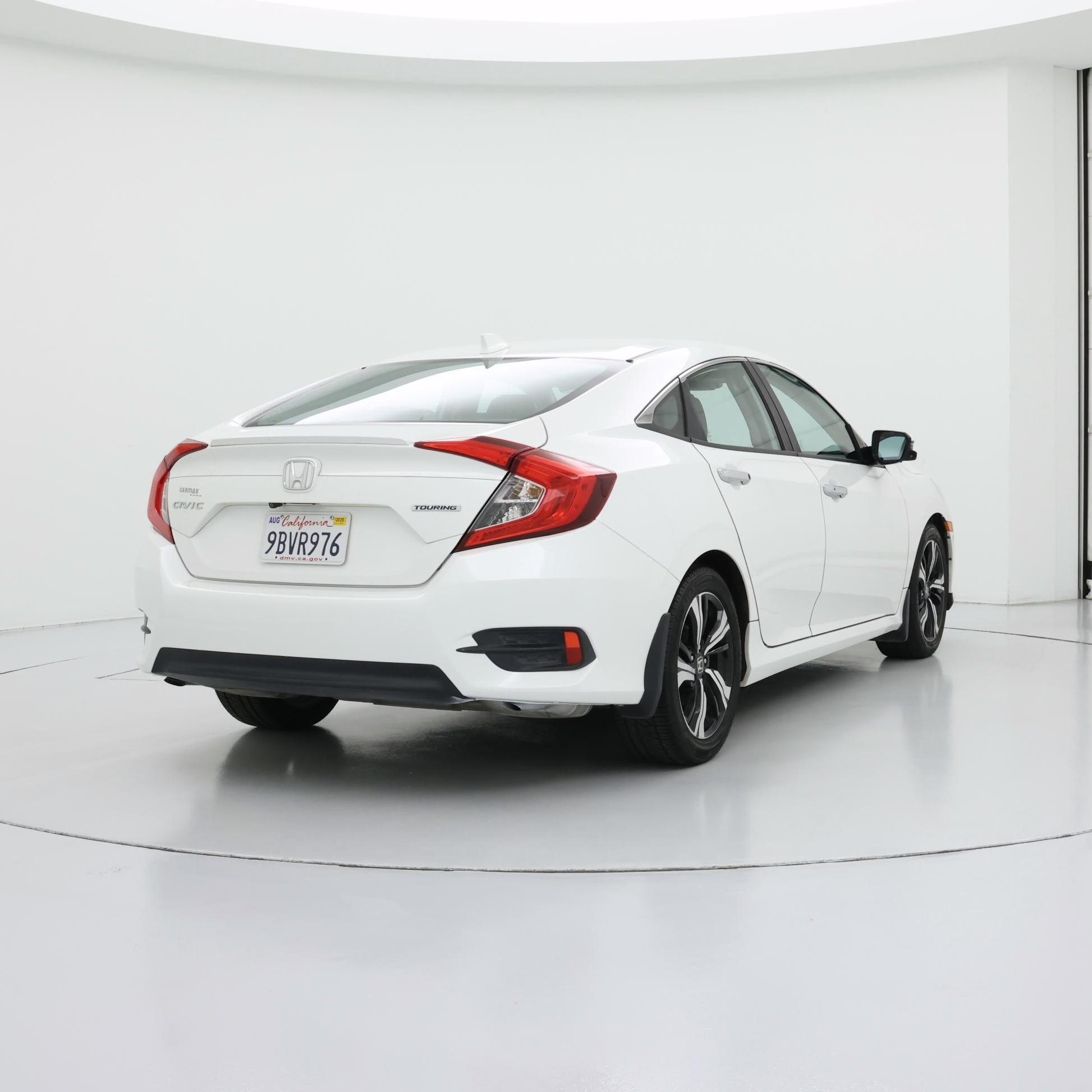 Thumbnail: 2016 Honda Civic - 8