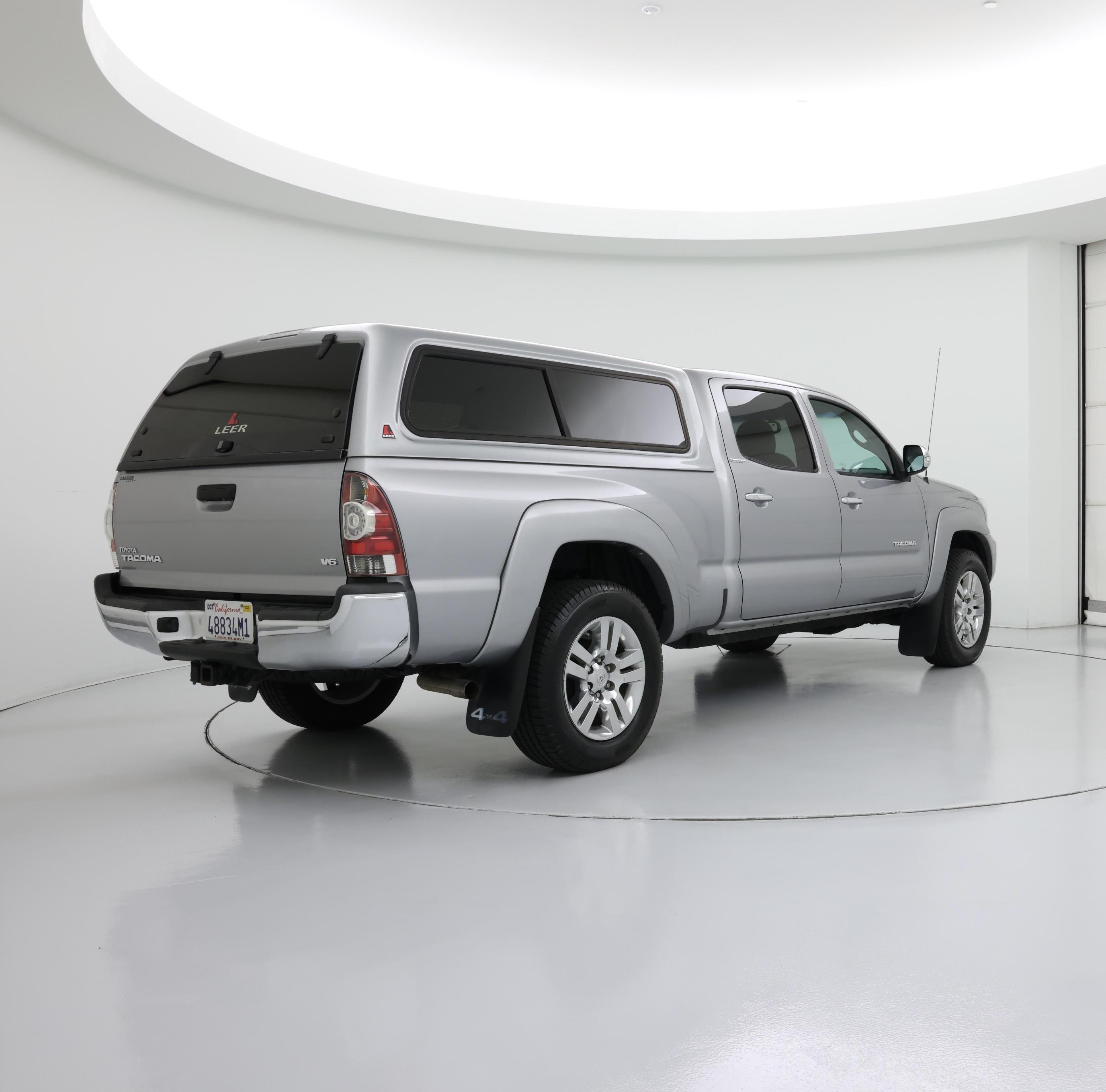 Thumbnail: 2014 Toyota Tacoma - 8