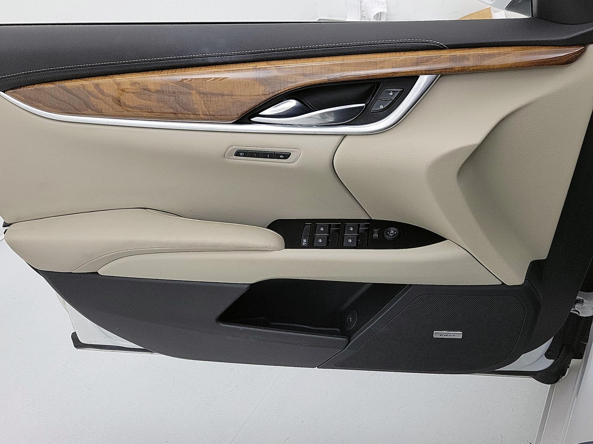 Thumbnail: 2018 Cadillac XTS - 12