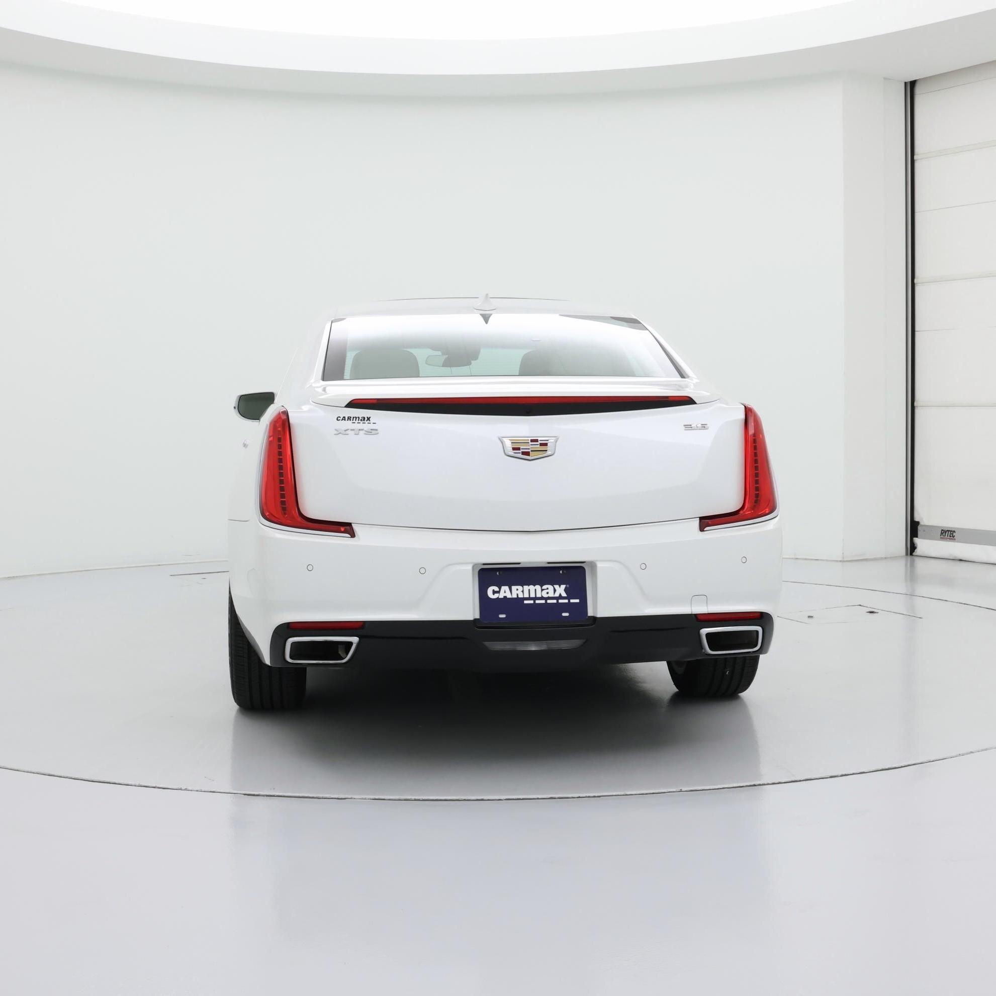 Thumbnail: 2018 Cadillac XTS - 6