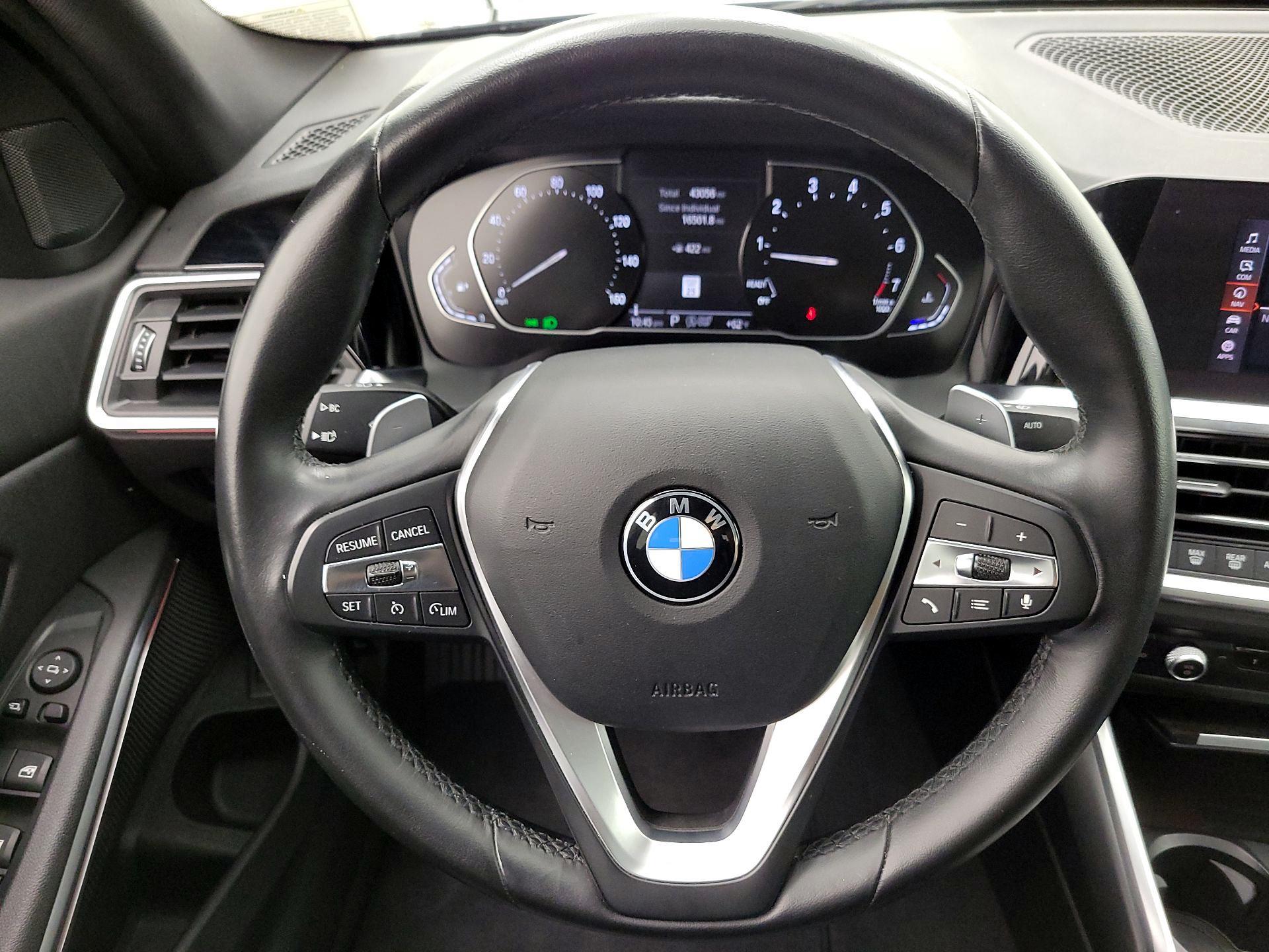 Thumbnail: 2021 BMW 3 Series - 10