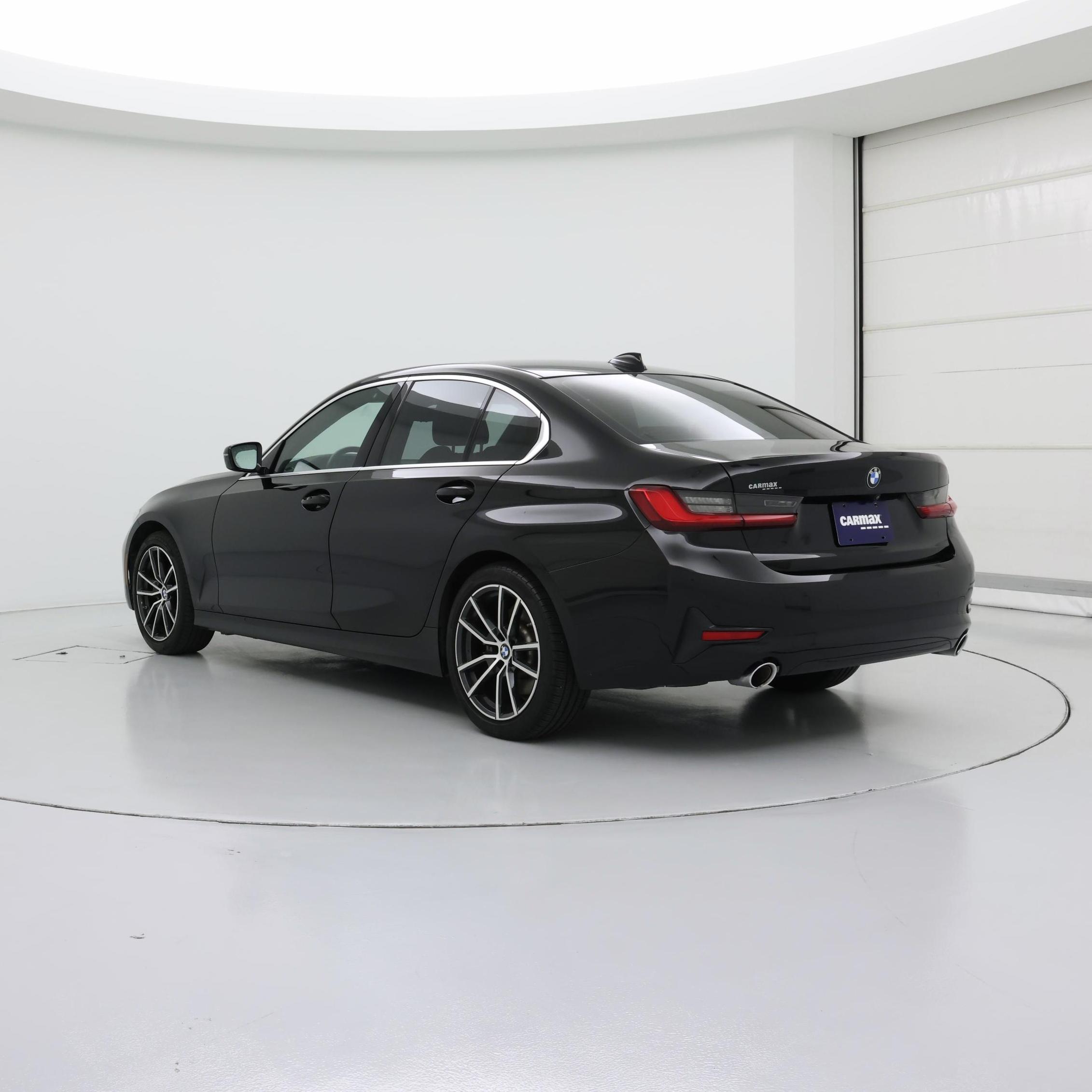 Thumbnail: 2021 BMW 3 Series - 2