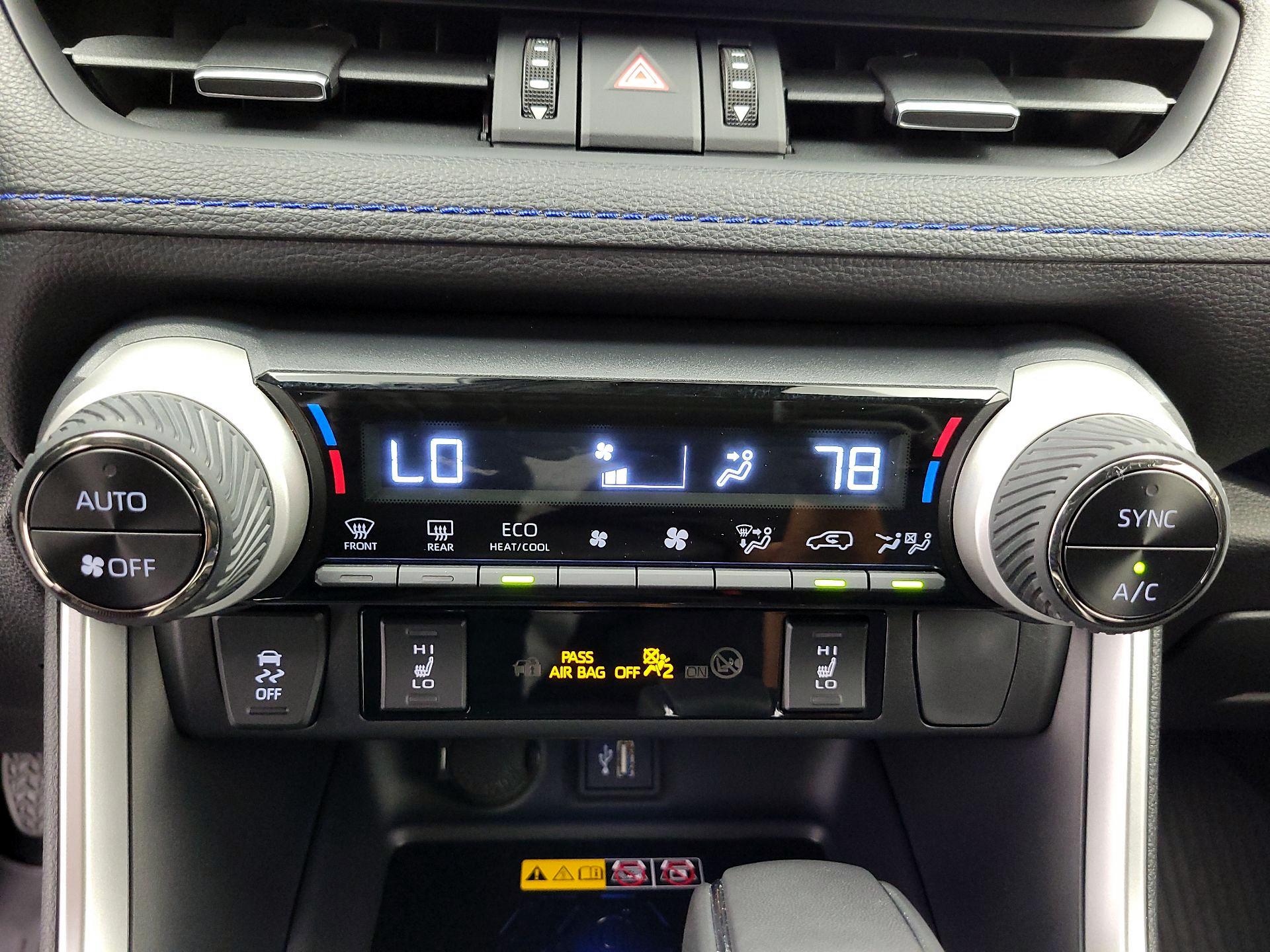 Thumbnail: 2024 Toyota RAV4 - 17