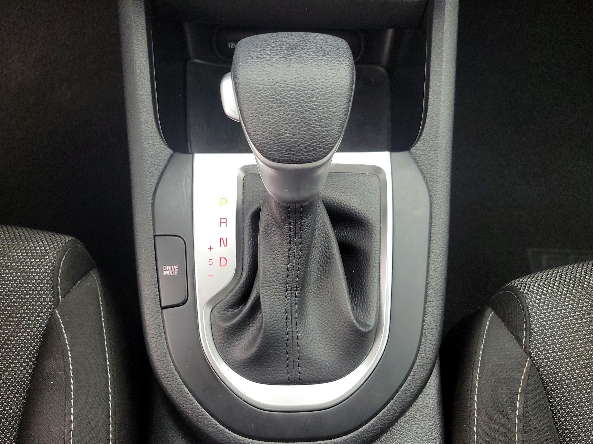 Thumbnail: 2023 Kia Forte - 17