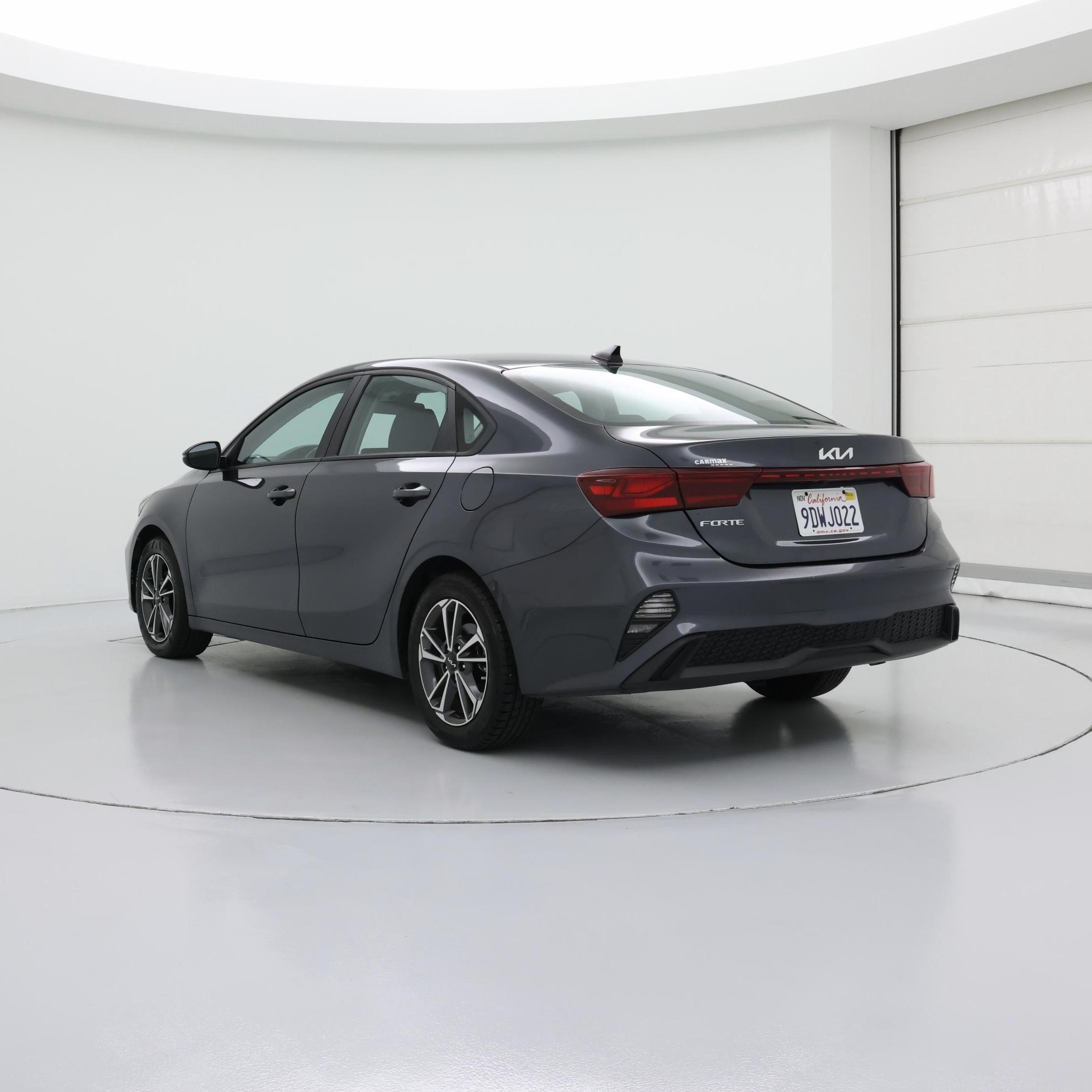 Thumbnail: 2023 Kia Forte - 2