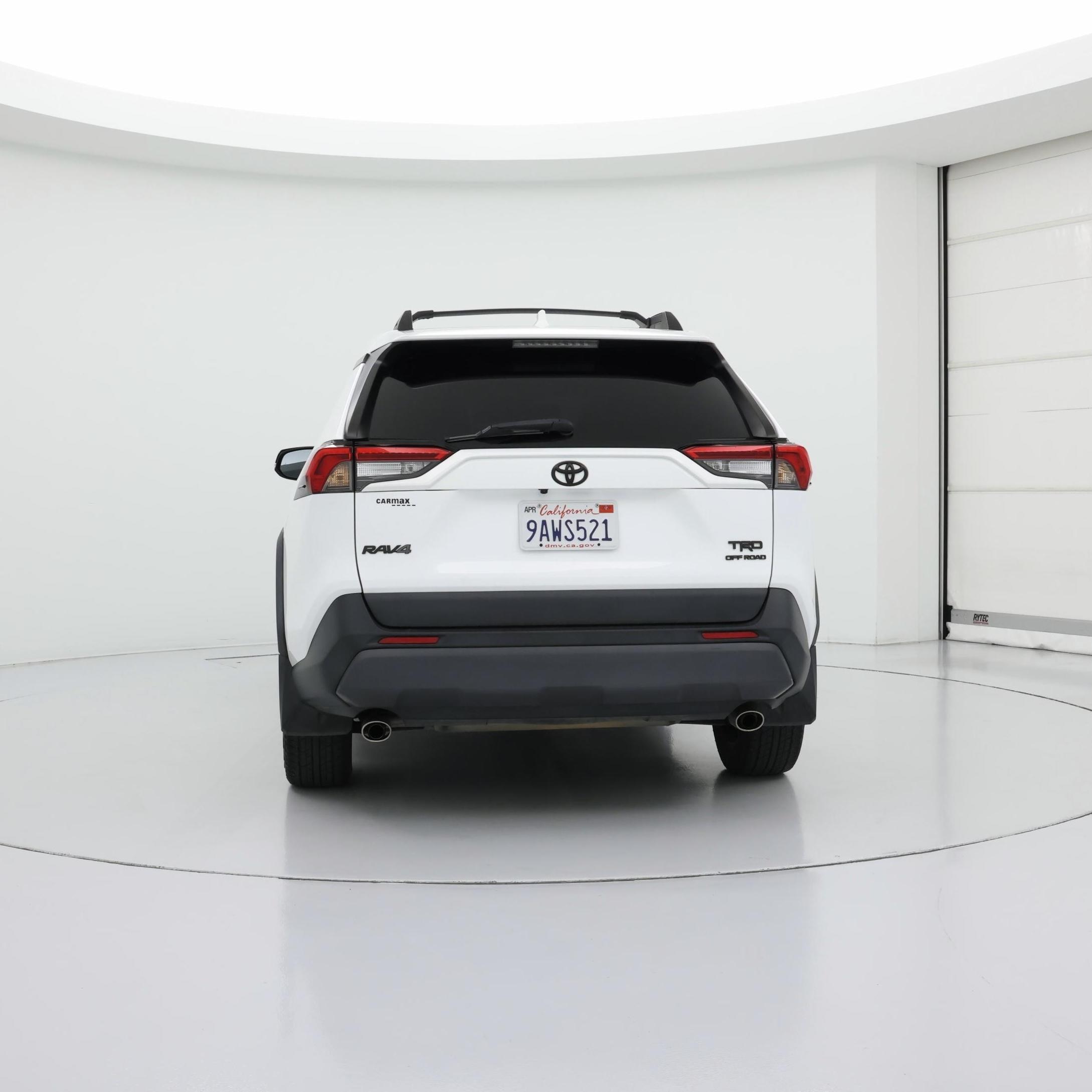 Thumbnail: 2022 Toyota RAV4 - 6
