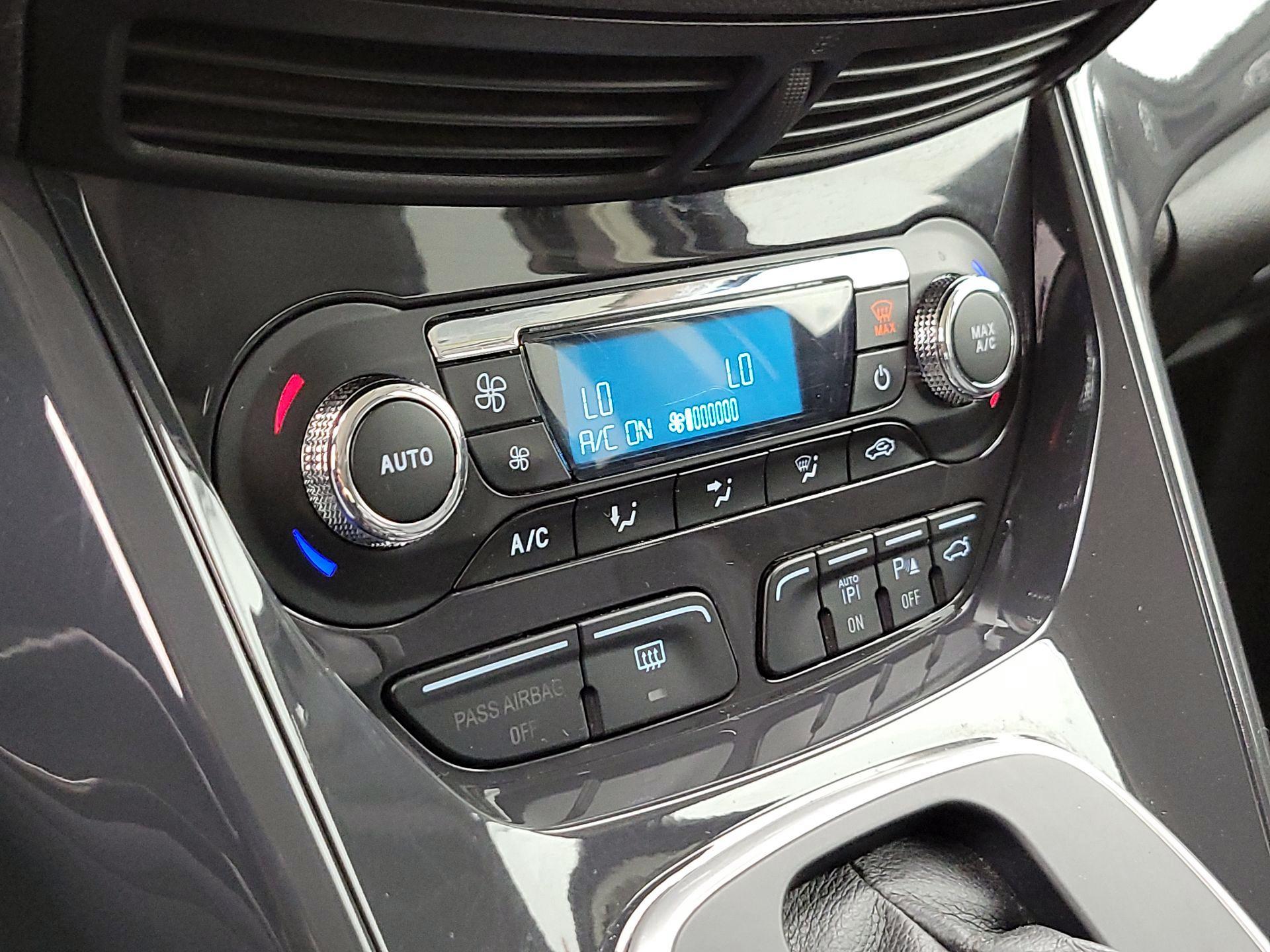 Thumbnail: 2013 Ford Escape - 17
