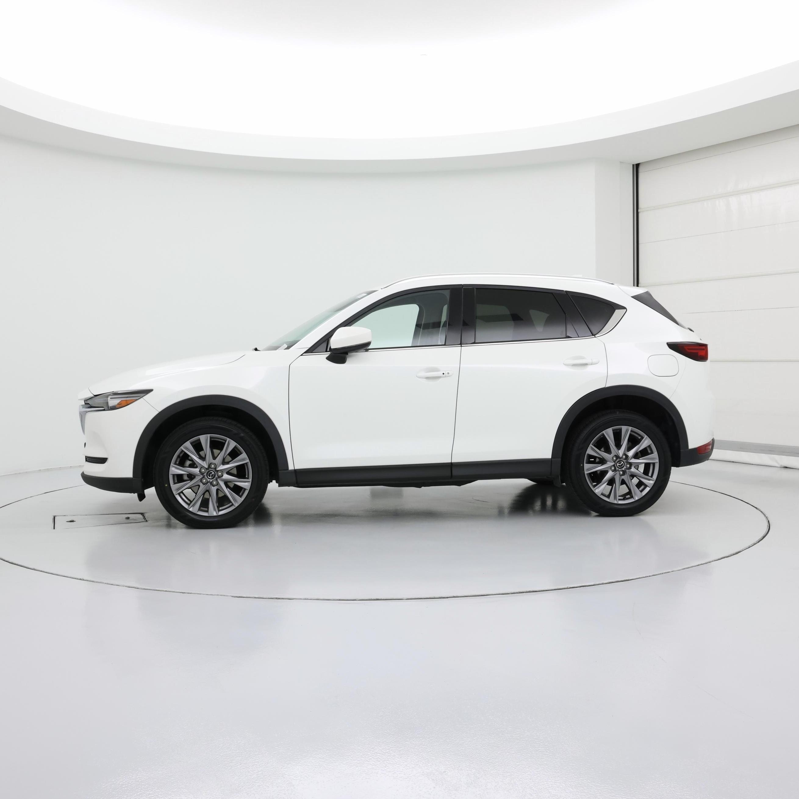 Thumbnail: 2021 Mazda CX-5 - 3