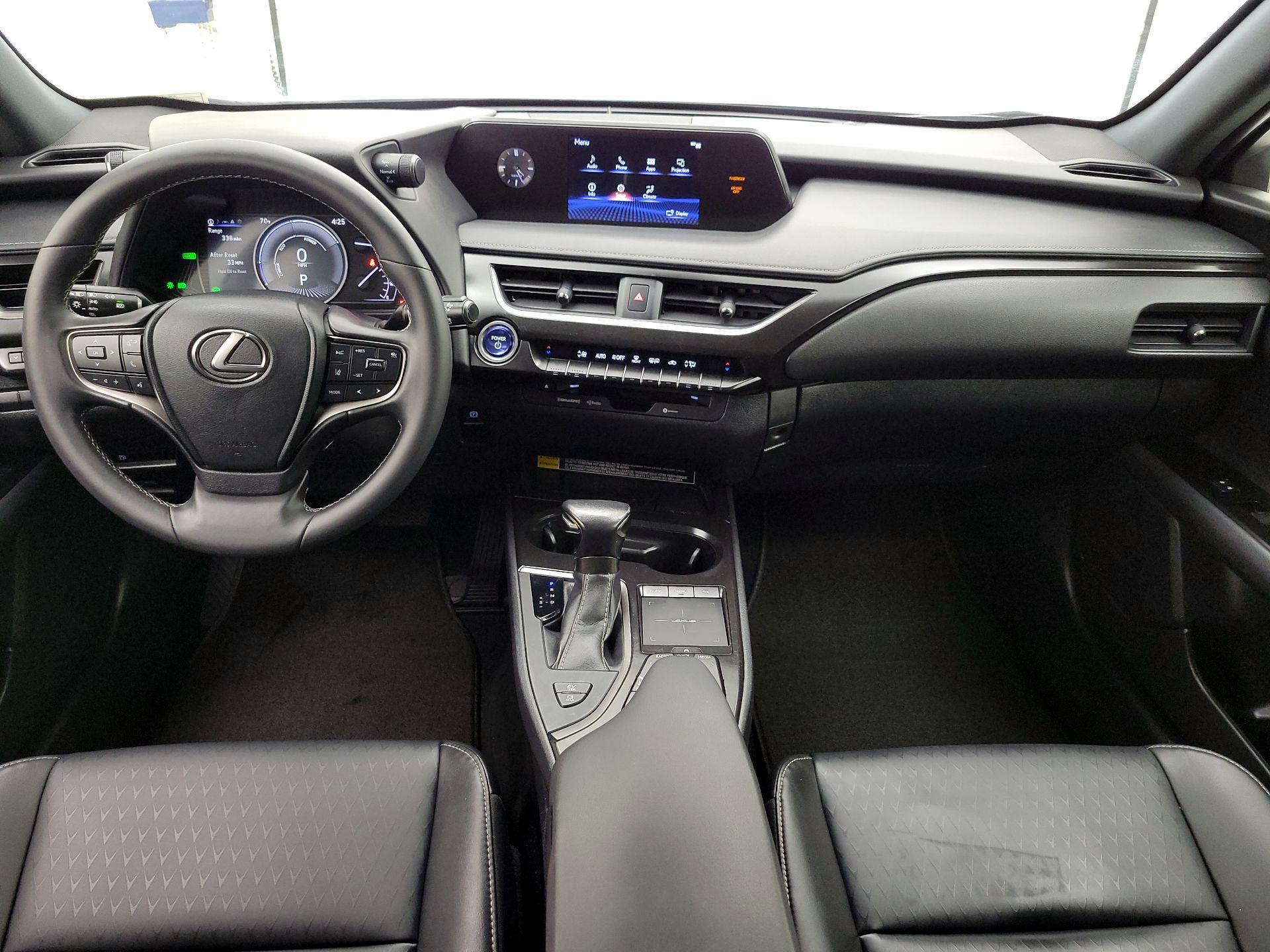 Thumbnail: 2021 Lexus UX - 9