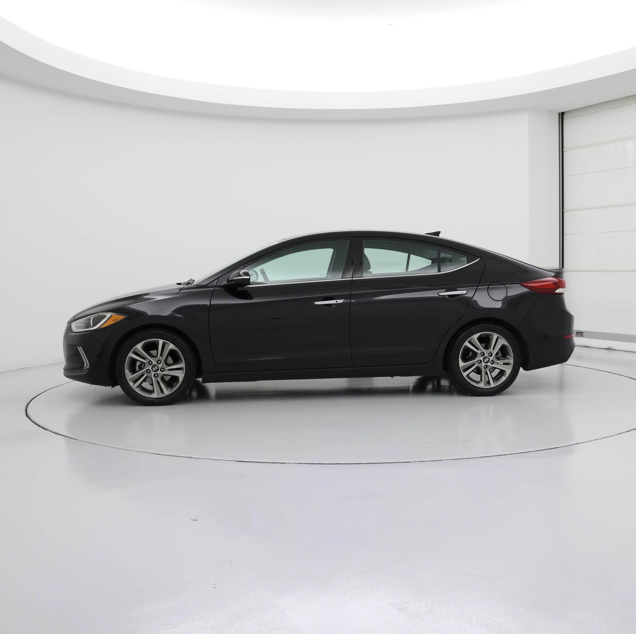 Thumbnail: 2017 Hyundai Elantra - 3