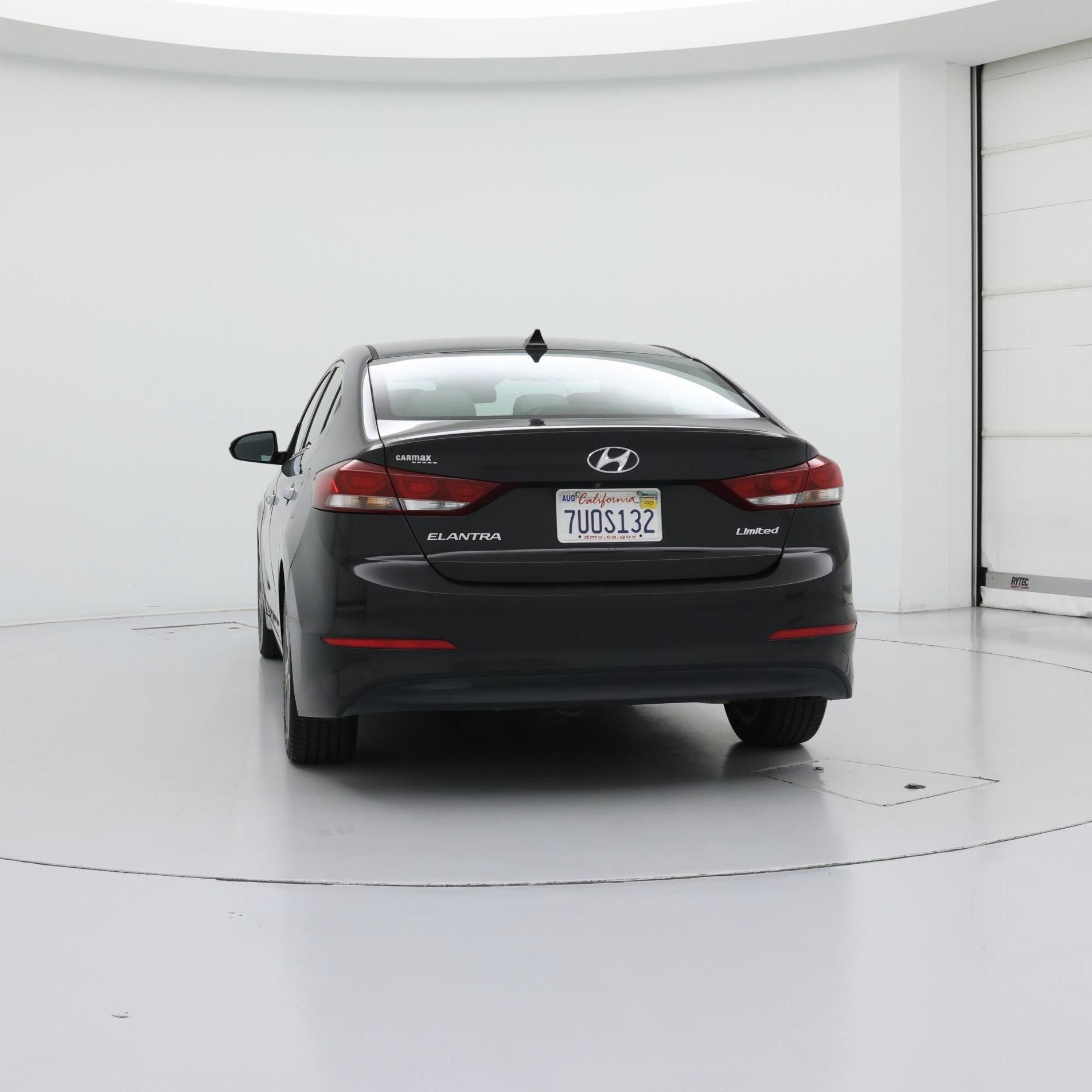 Thumbnail: 2017 Hyundai Elantra - 6