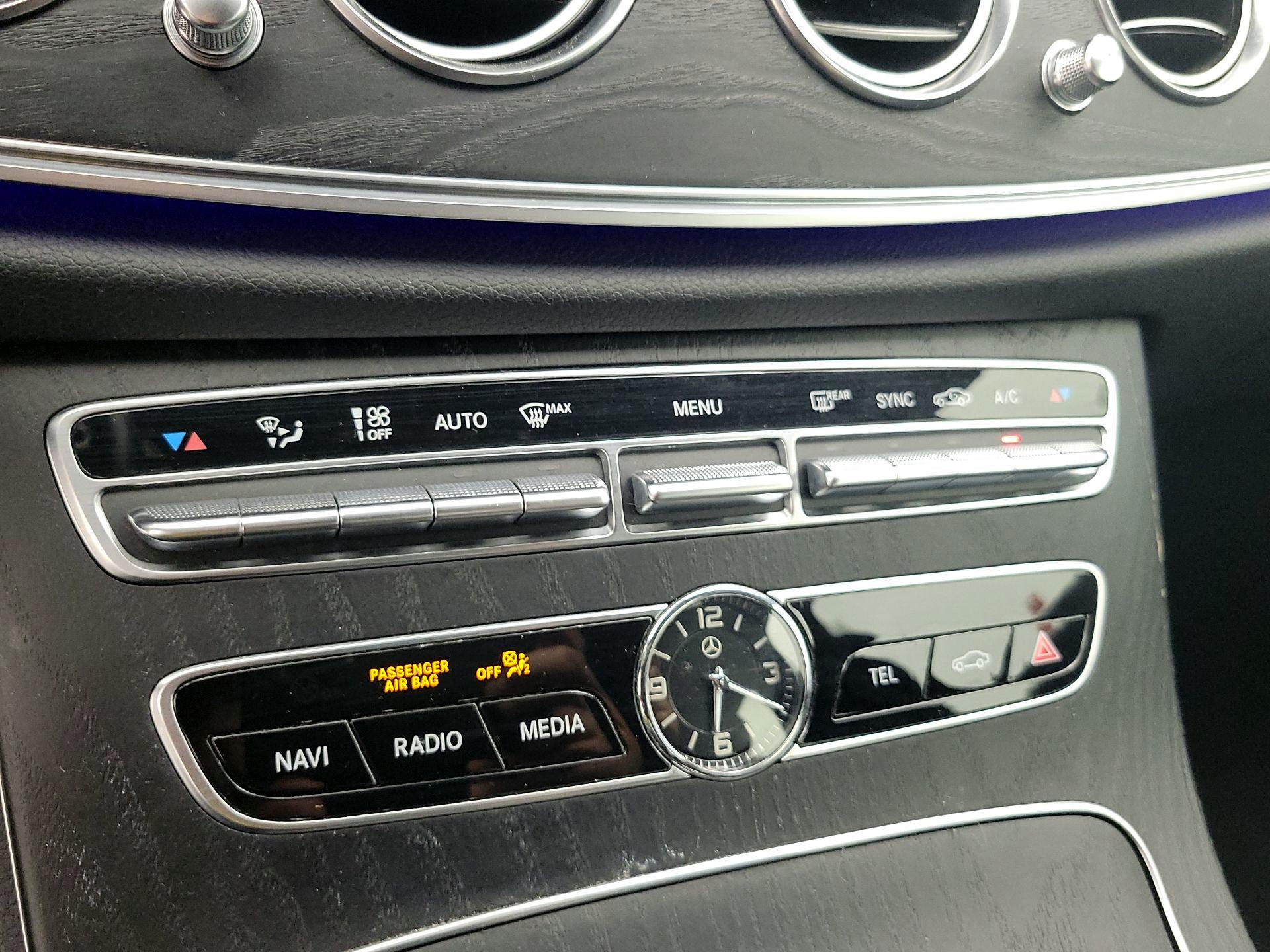 Thumbnail: 2019 Mercedes-Benz E-Class - 17