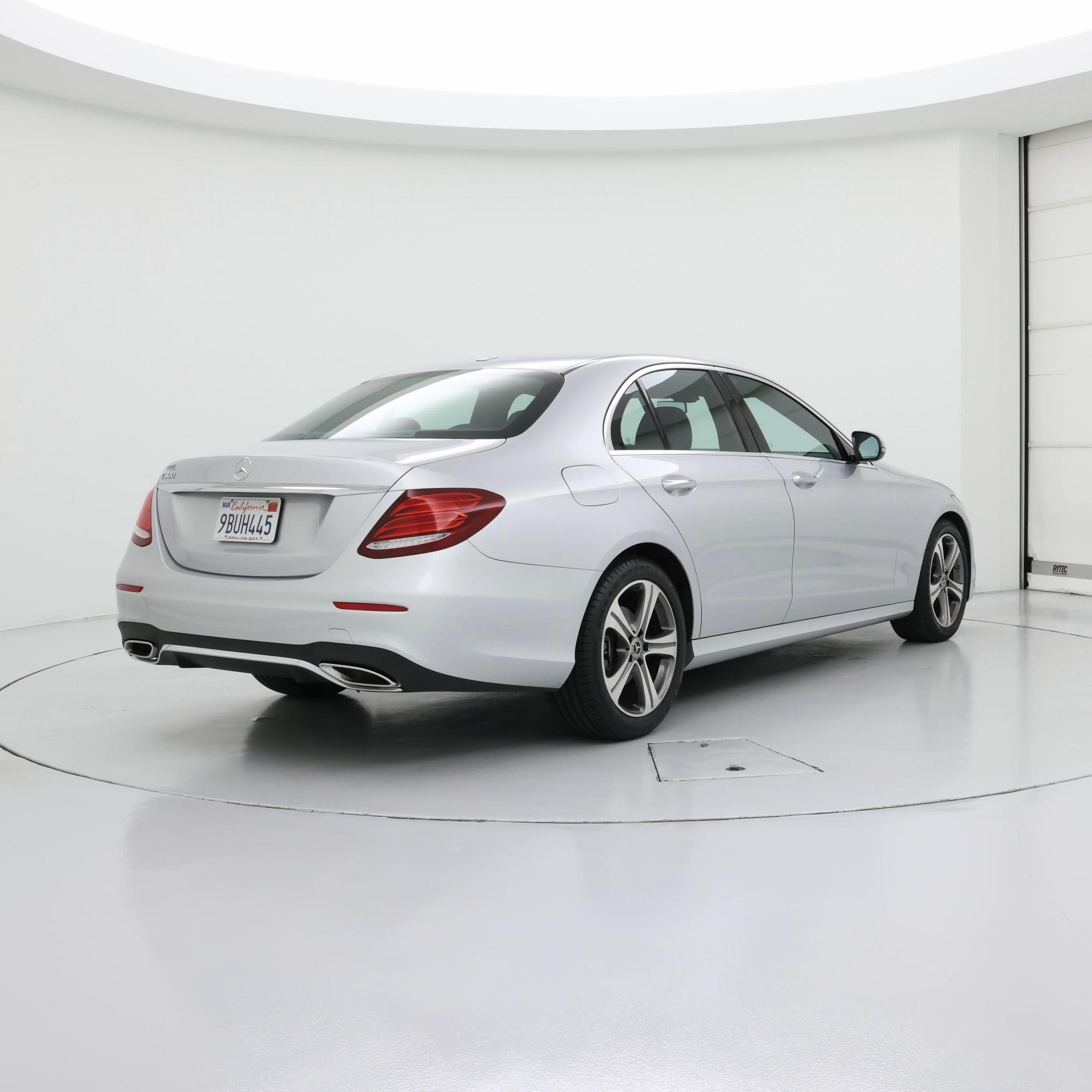 Thumbnail: 2019 Mercedes-Benz E-Class - 8