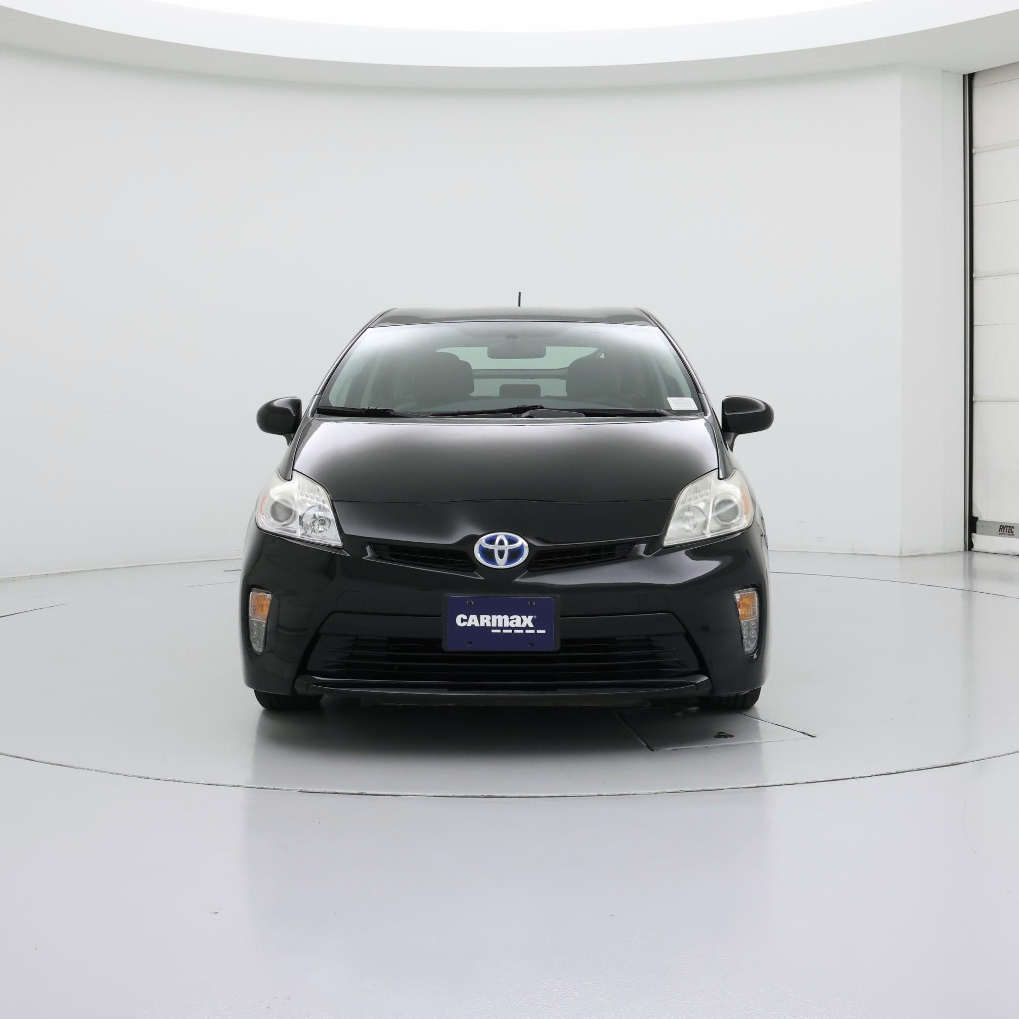 Thumbnail: 2015 Toyota Prius - 5