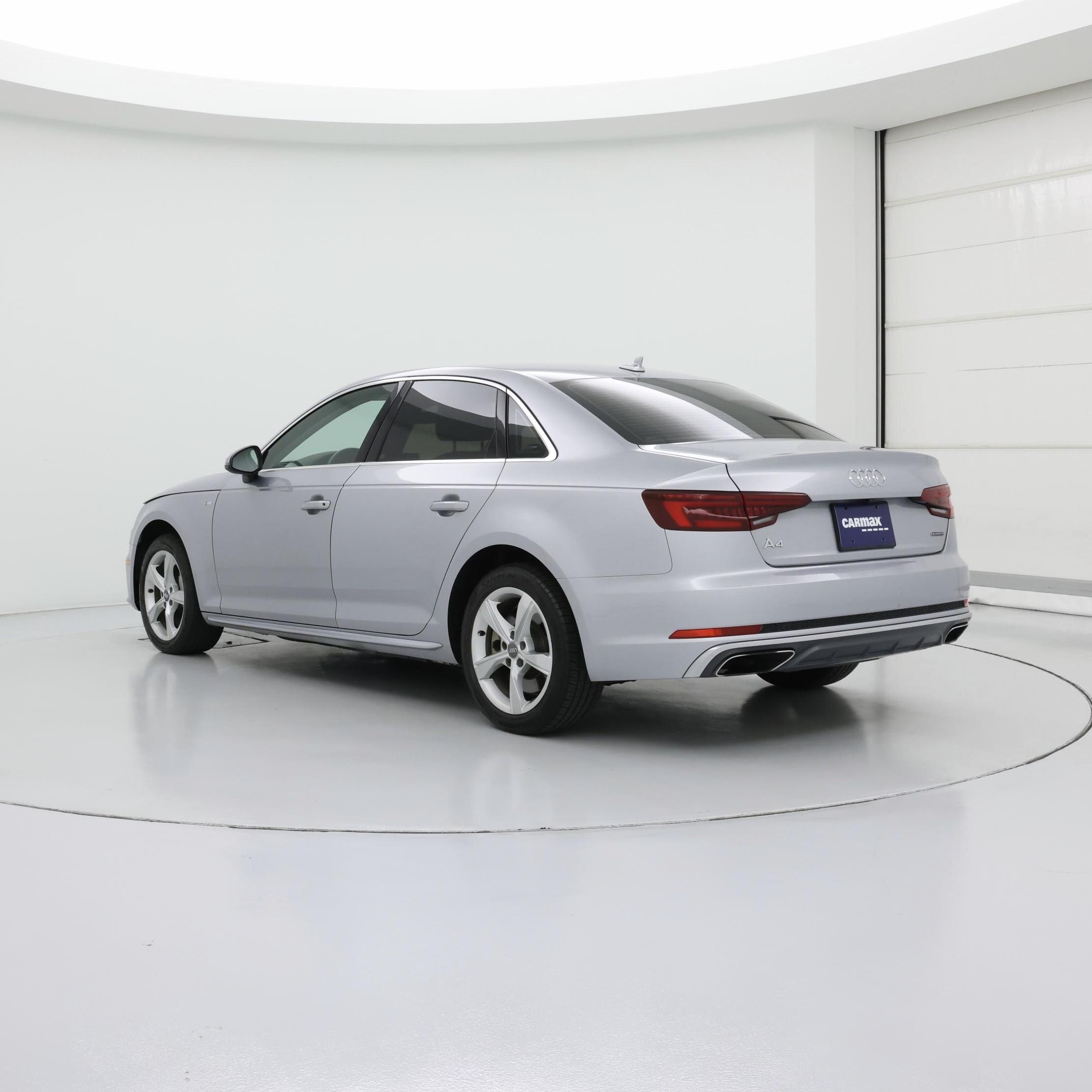Thumbnail: 2019 Audi A4 - 2