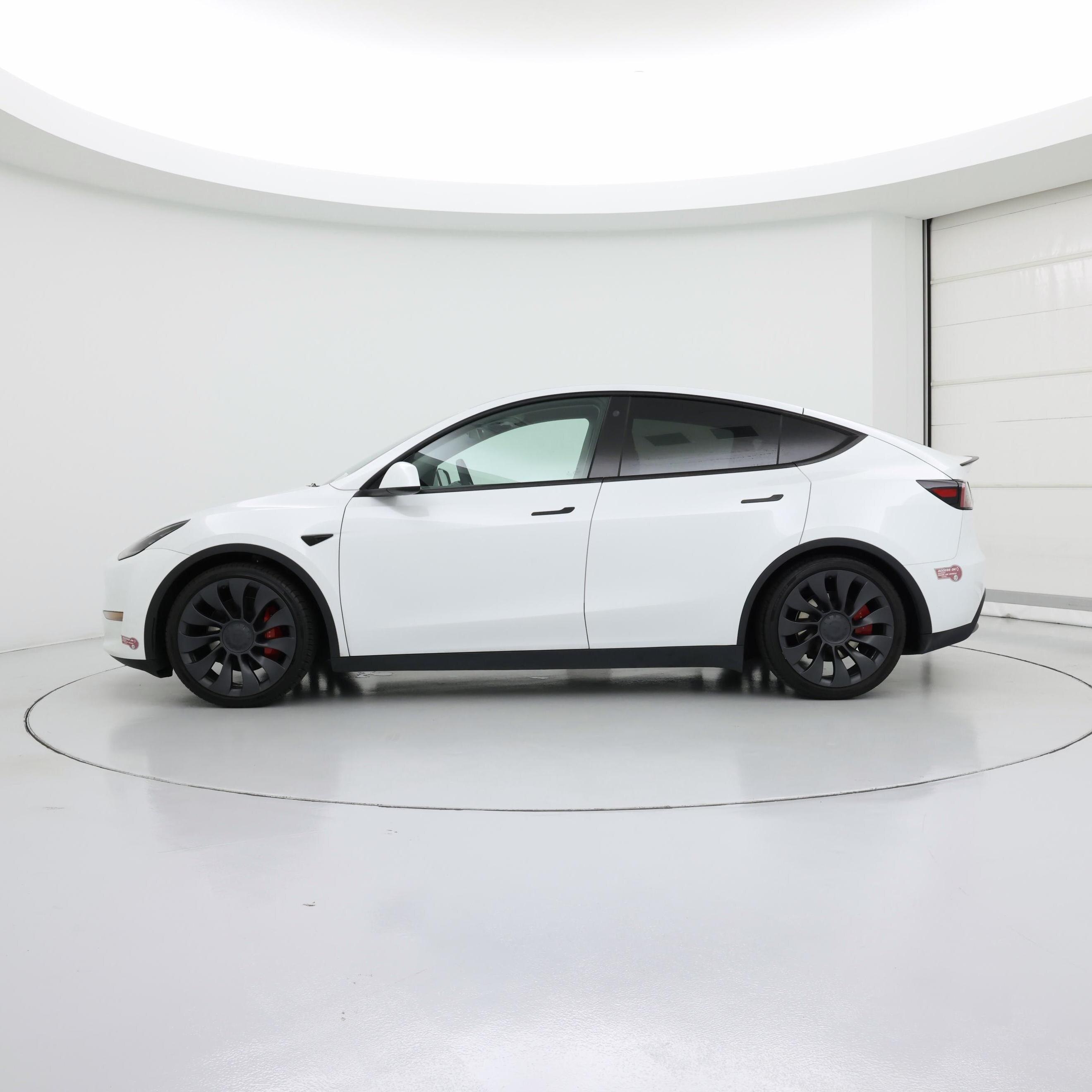 Thumbnail: 2023 Tesla Model Y - 3