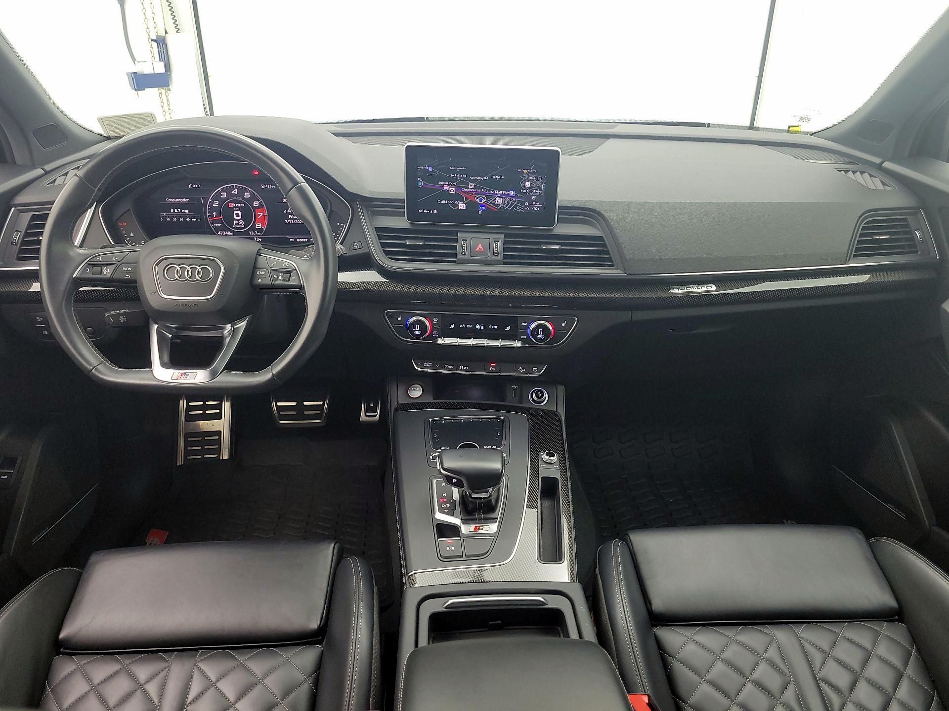 Thumbnail: 2018 Audi SQ5 - 9