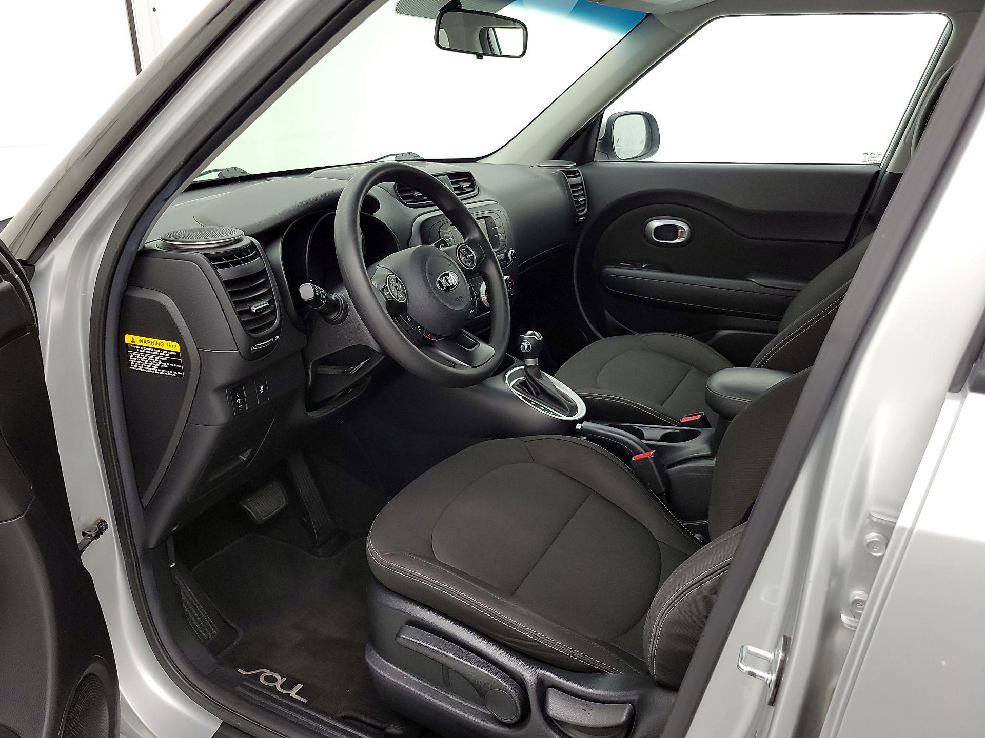 Thumbnail: 2017 Kia Soul - 11
