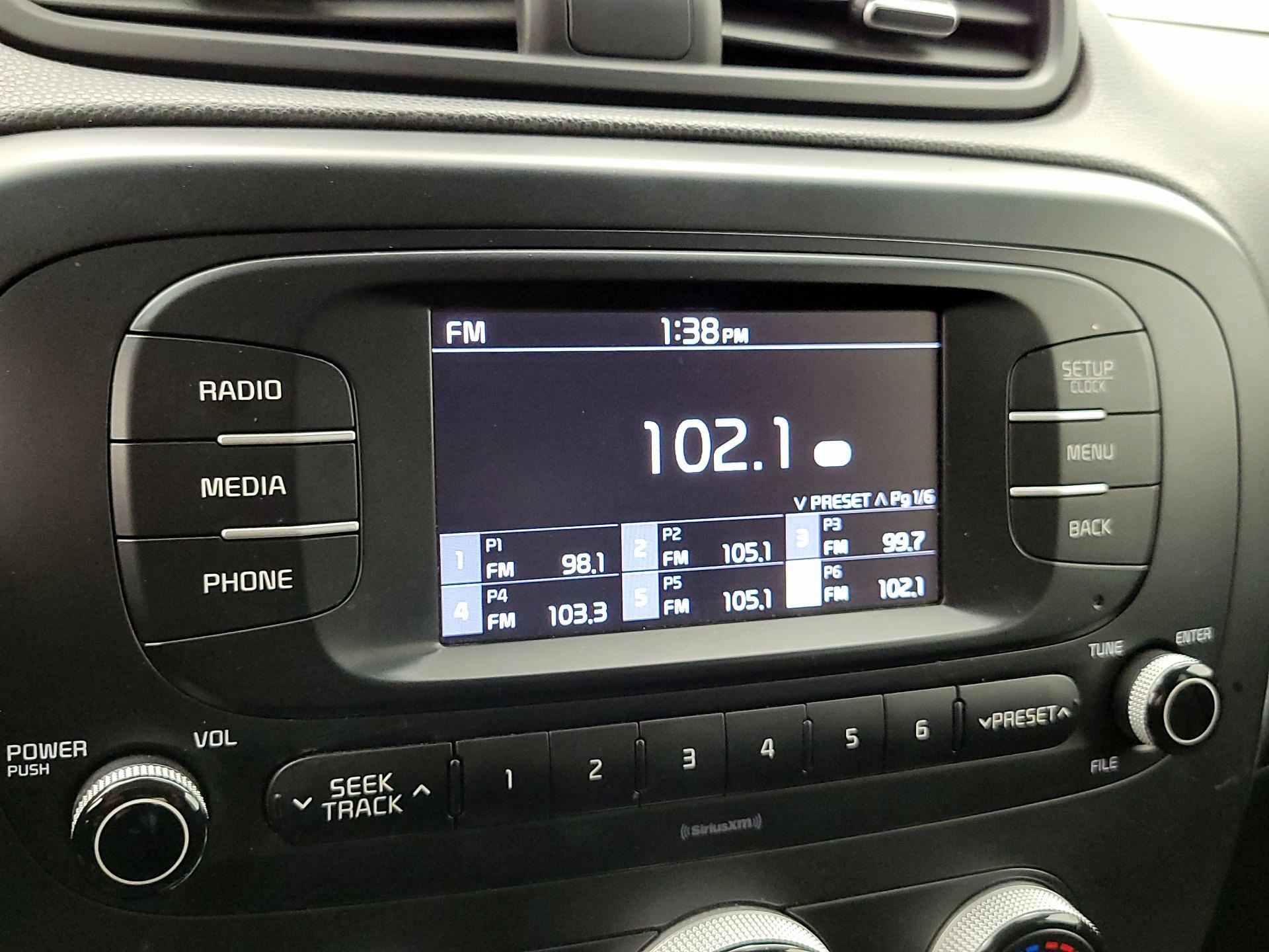 Thumbnail: 2017 Kia Soul - 14