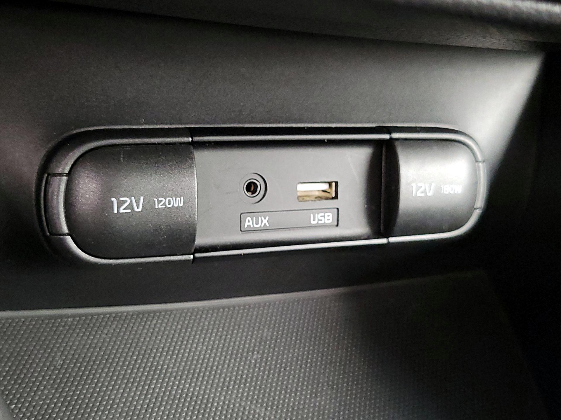 Thumbnail: 2017 Kia Soul - 17