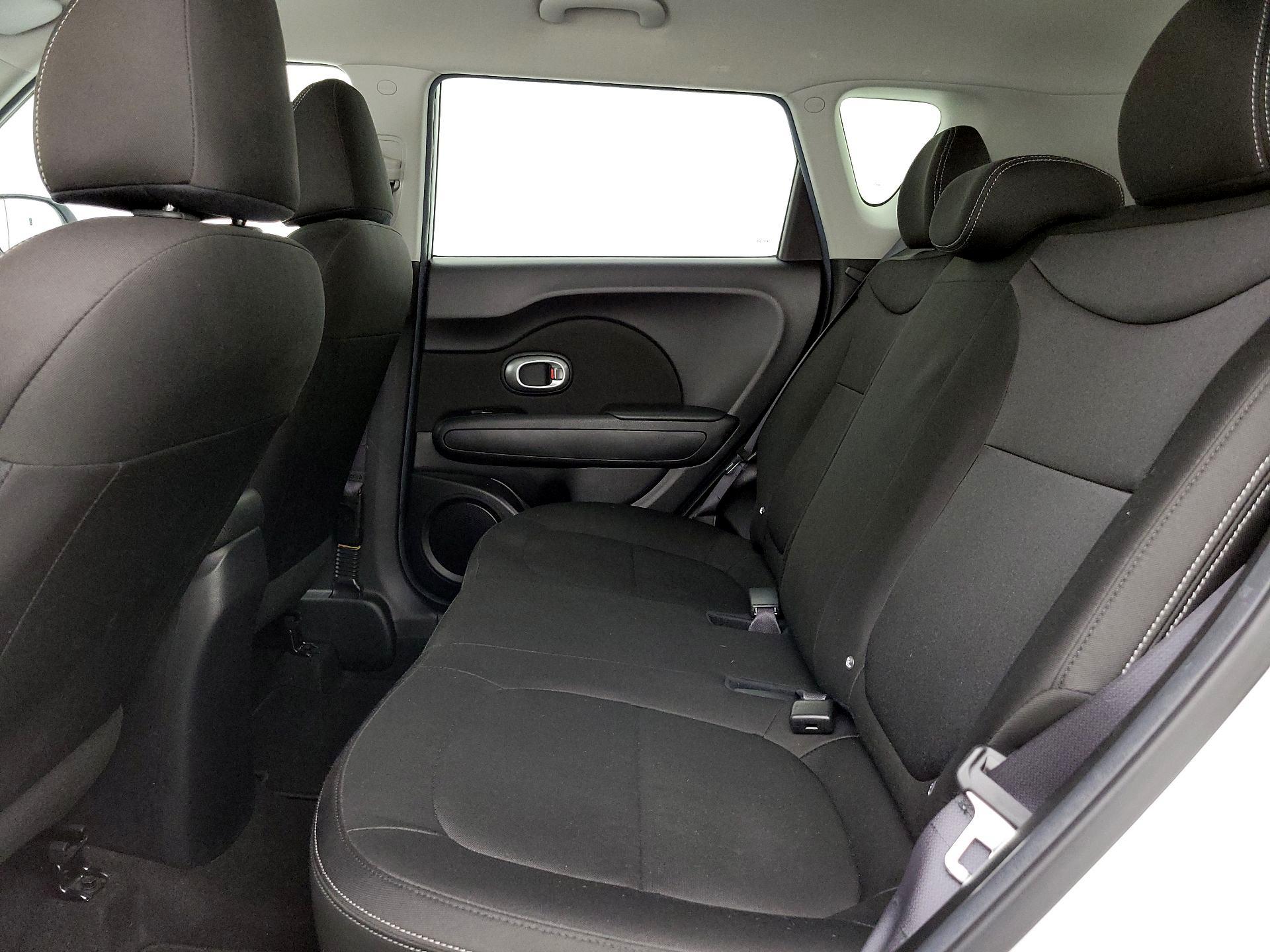 Thumbnail: 2017 Kia Soul - 18