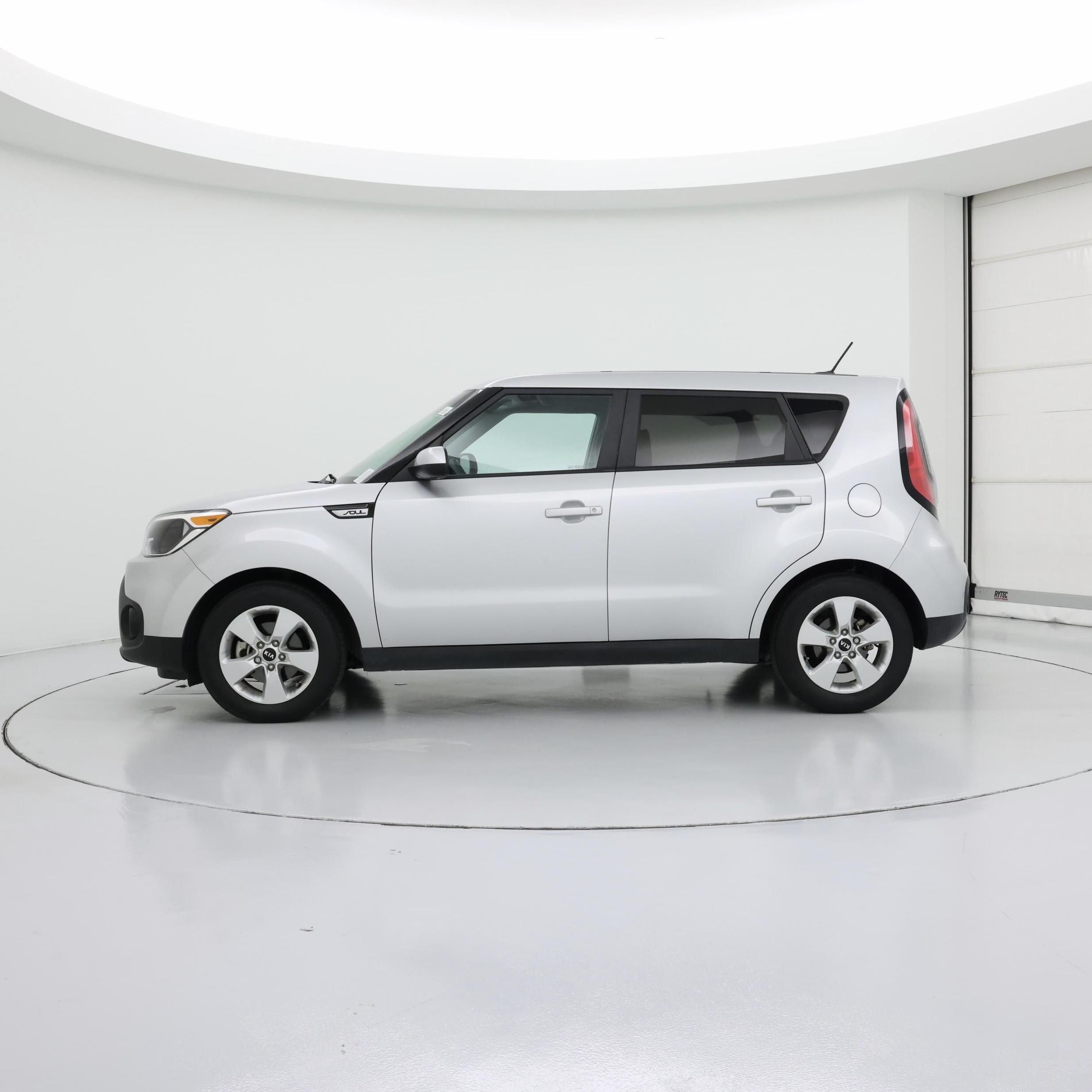 Thumbnail: 2017 Kia Soul - 3