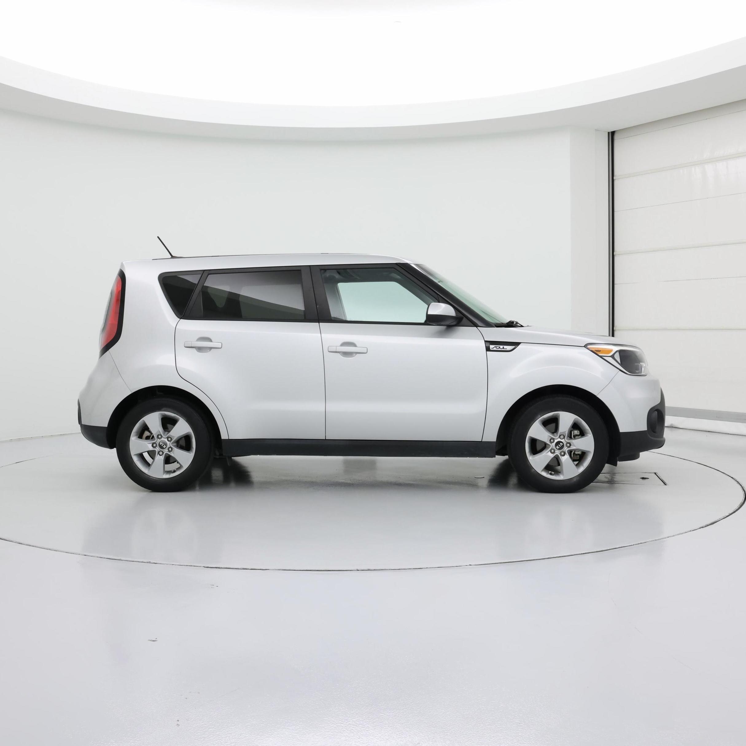 Thumbnail: 2017 Kia Soul - 7