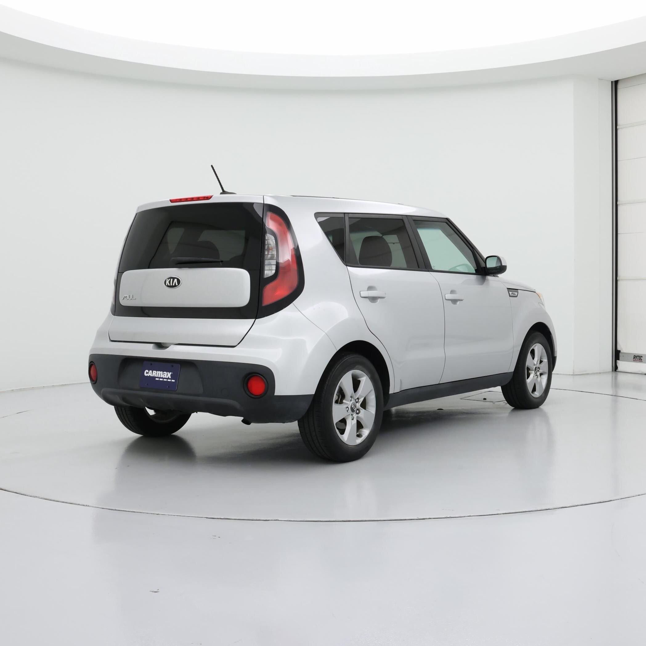 Thumbnail: 2017 Kia Soul - 8