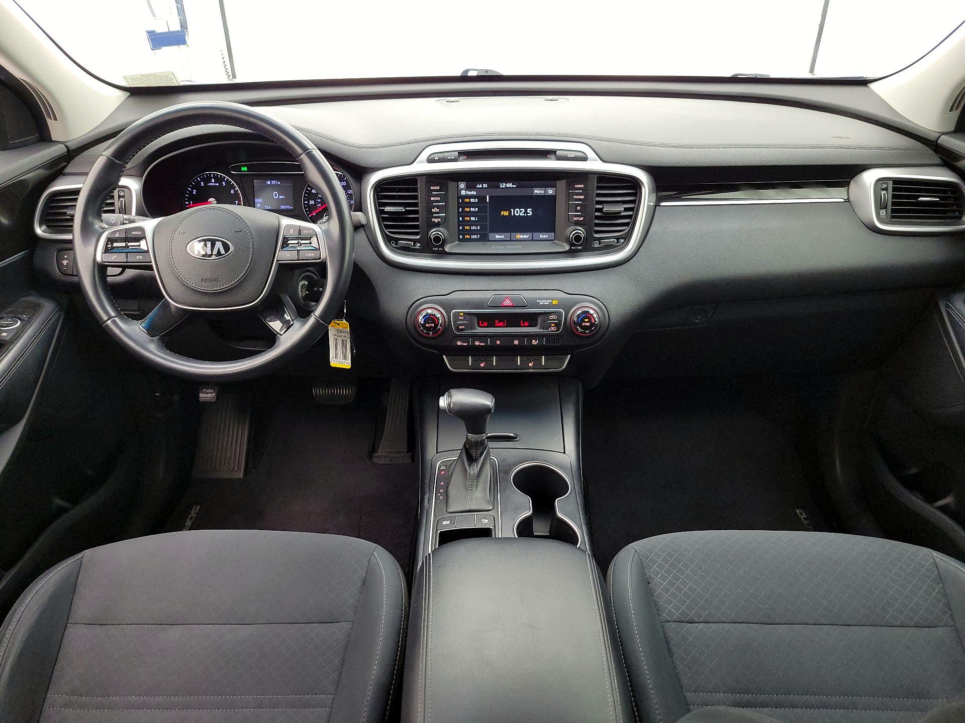 Thumbnail: 2019 Kia Sorento - 9