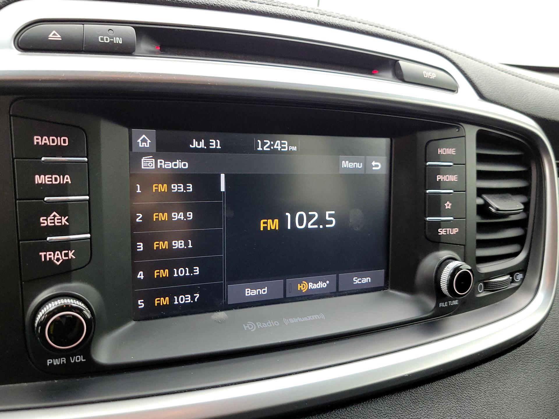 Thumbnail: 2019 Kia Sorento - 15