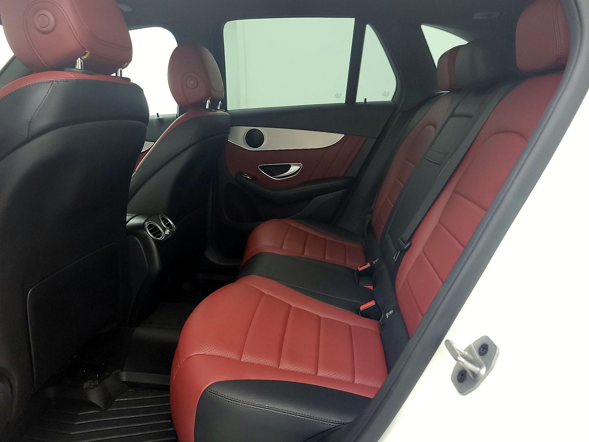 Thumbnail: 2022 Mercedes-Benz GLC - 18