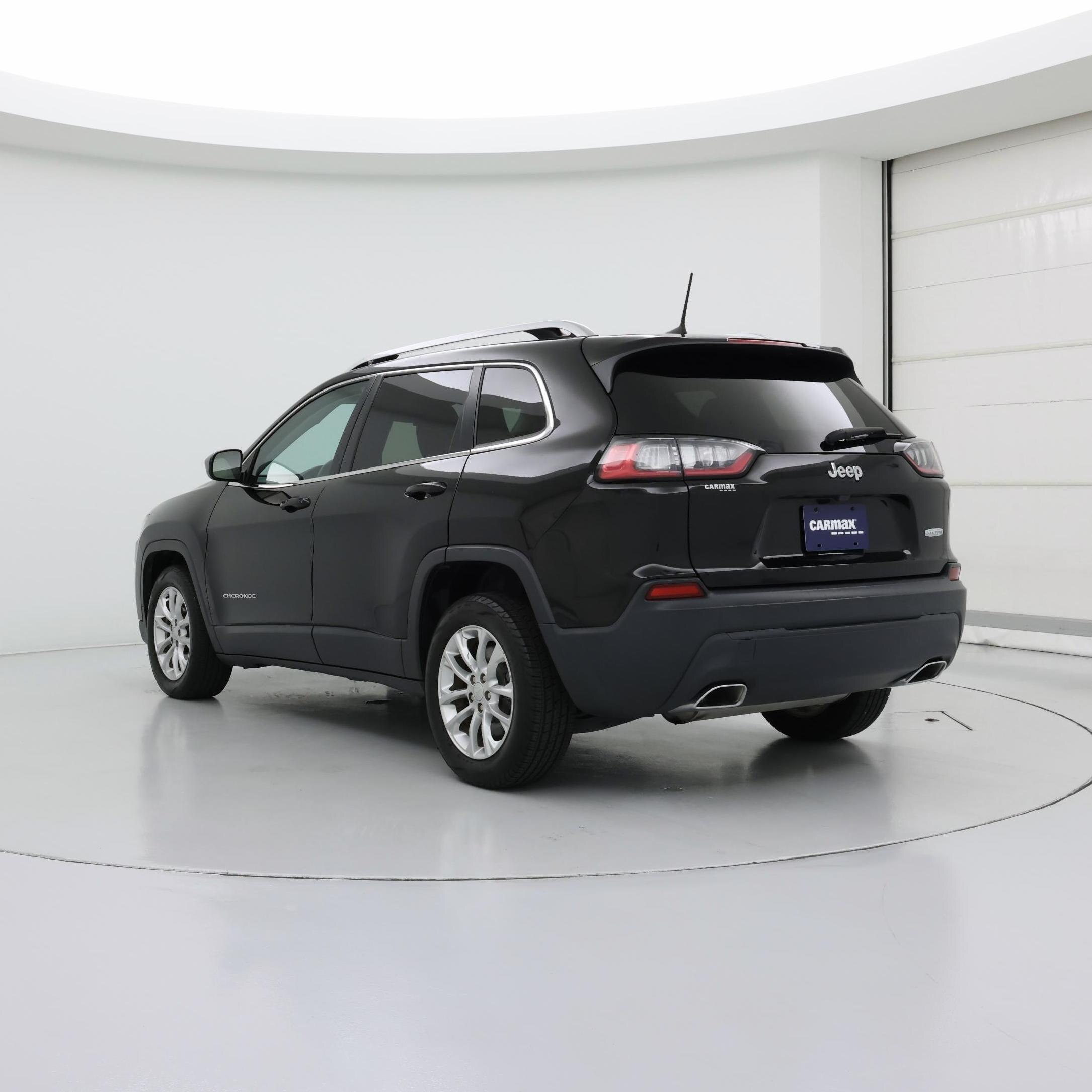 Thumbnail: 2019 Jeep Cherokee - 2