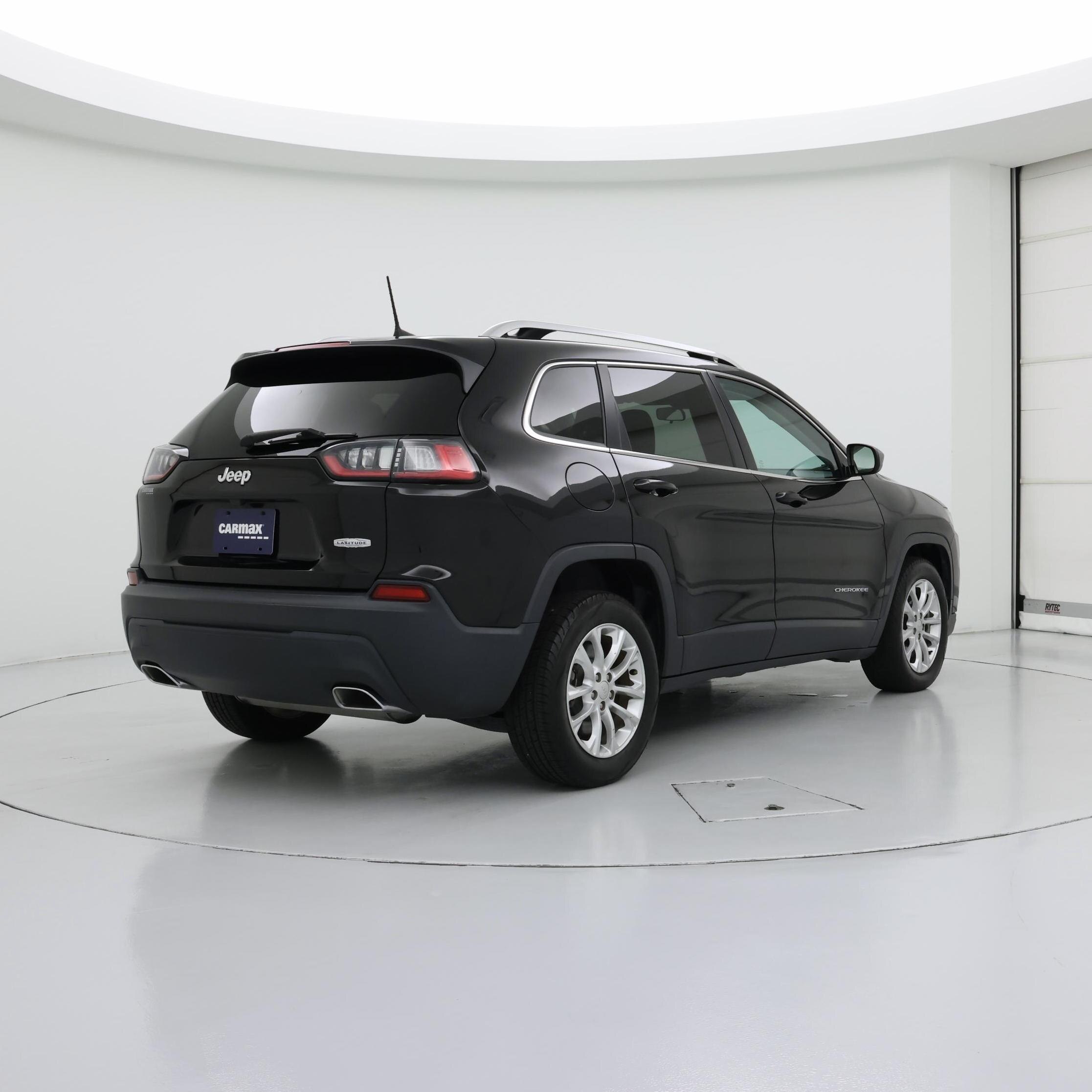 Thumbnail: 2019 Jeep Cherokee - 8
