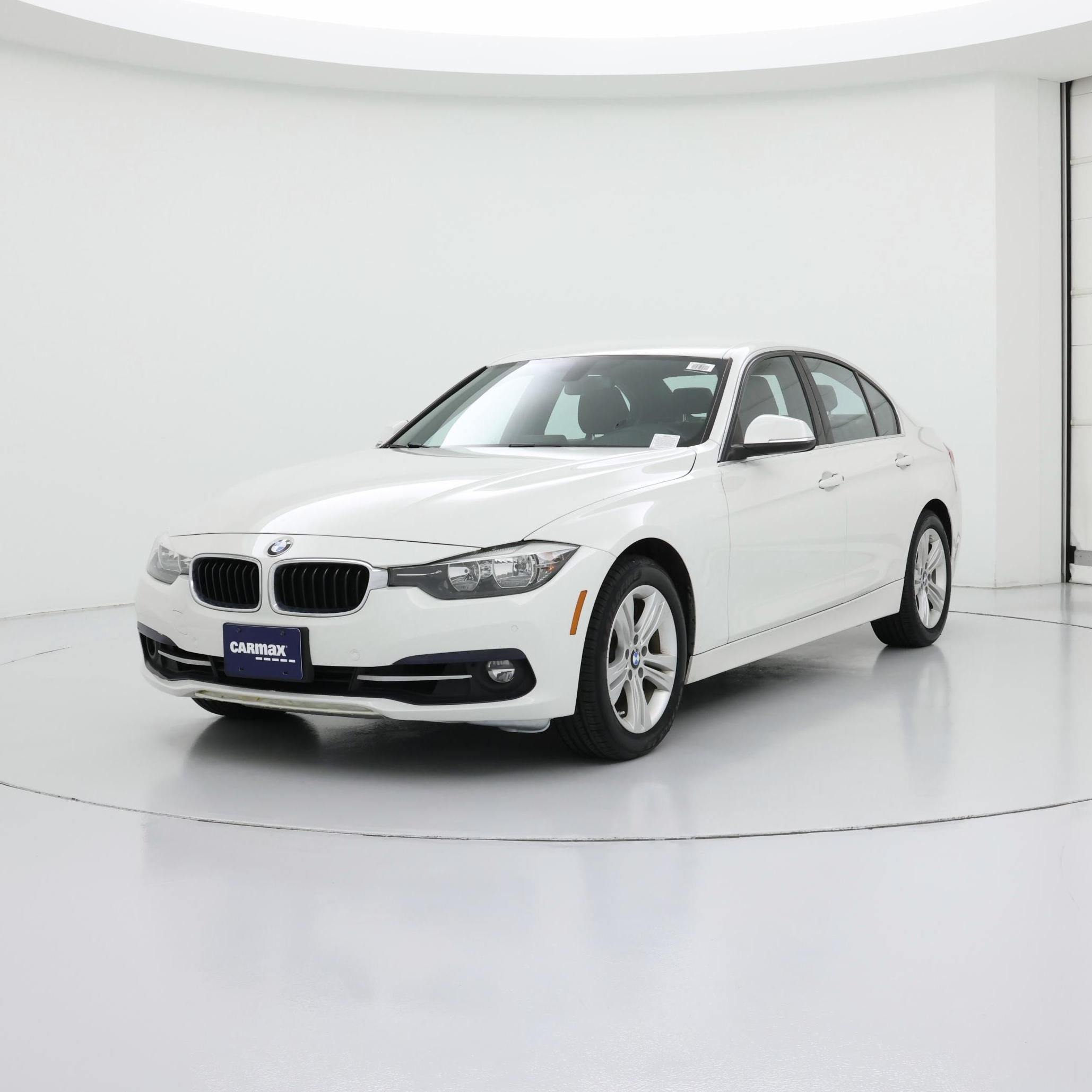 Thumbnail: 2017 BMW 3 Series - 4