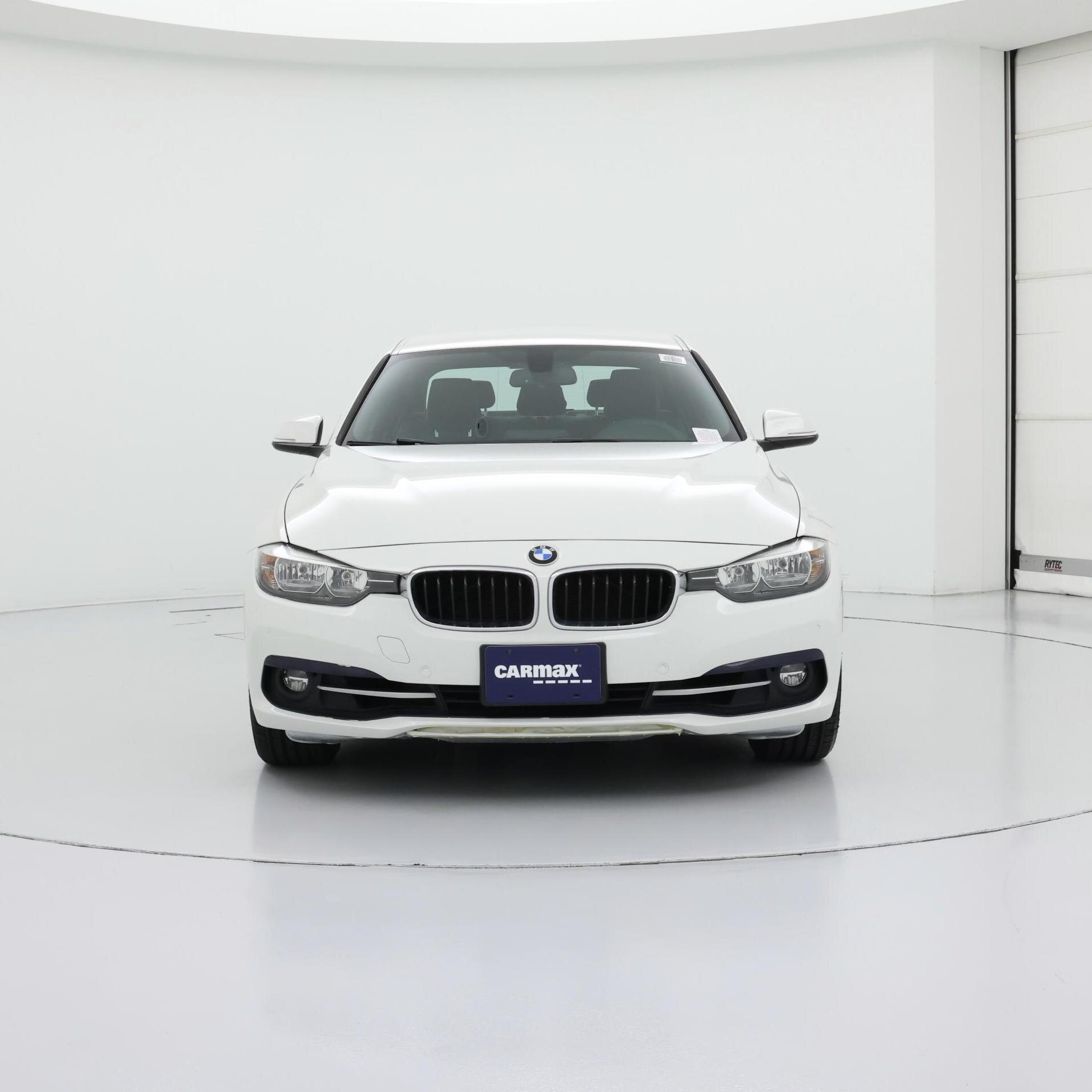 Thumbnail: 2017 BMW 3 Series - 5