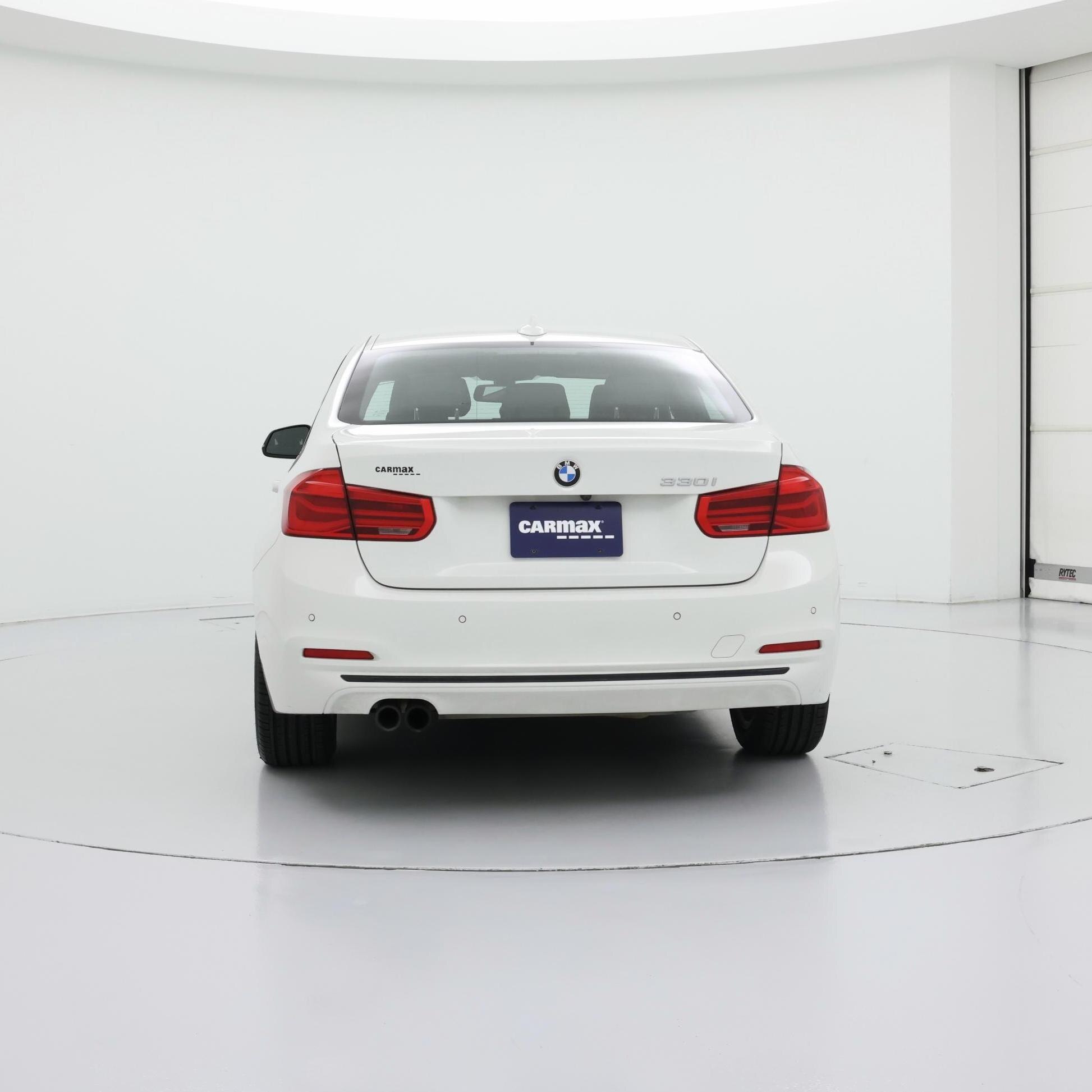 Thumbnail: 2017 BMW 3 Series - 6