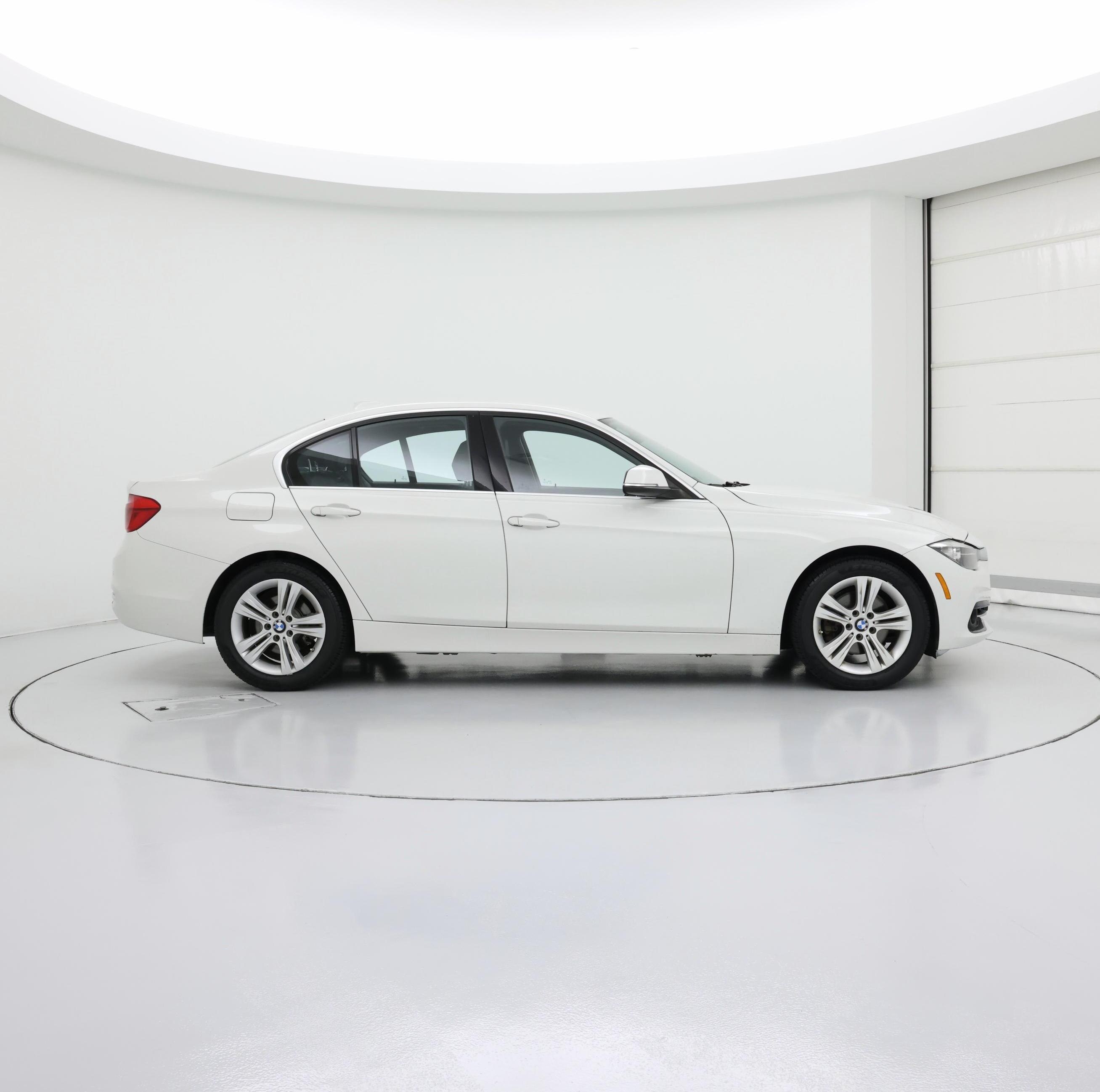 Thumbnail: 2017 BMW 3 Series - 7