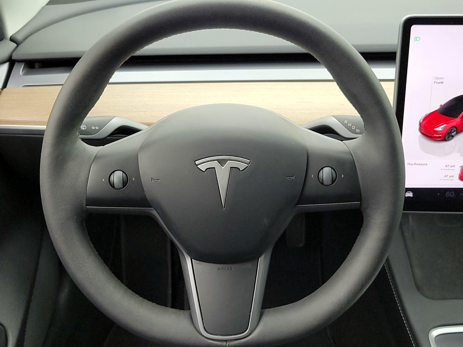 Thumbnail: 2022 Tesla Model 3 - 10